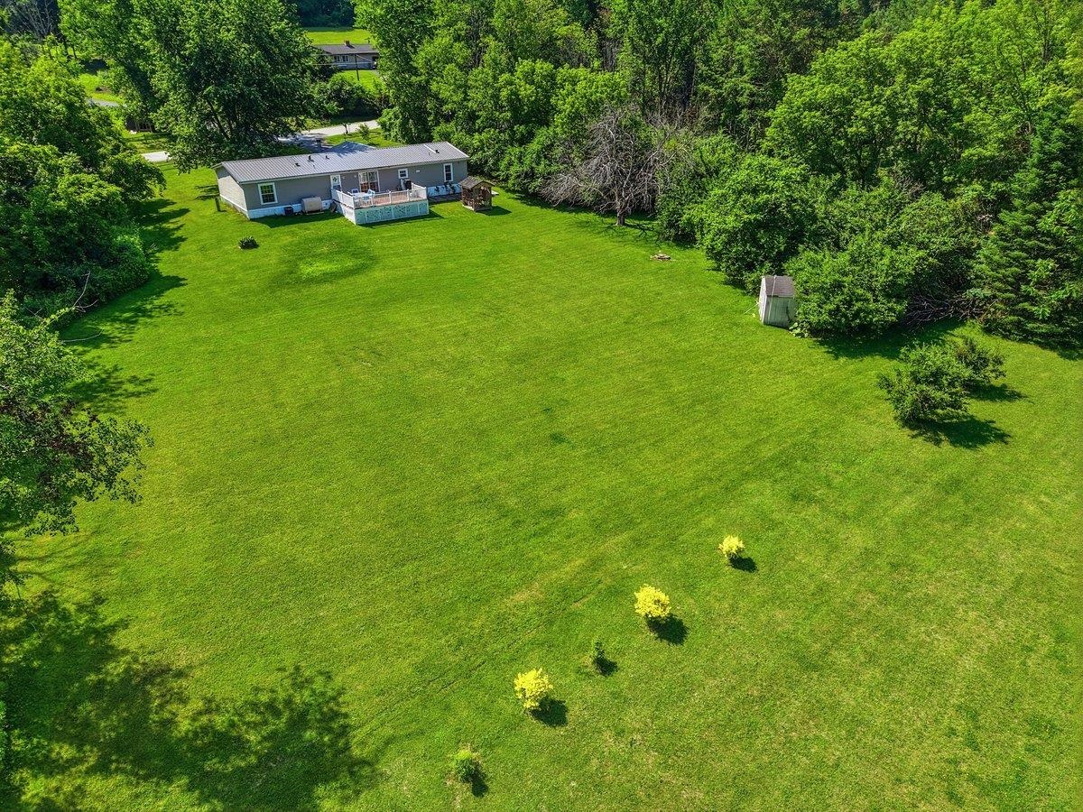 549 Houran Road Property Photo 5