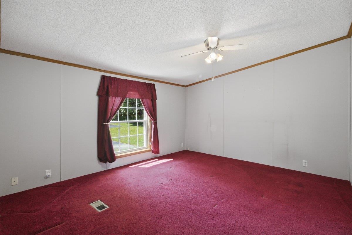 549 Houran Road Property Photo 15