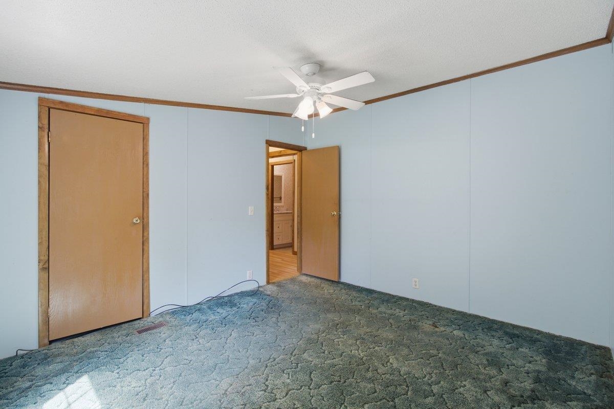 549 Houran Road Property Photo 22