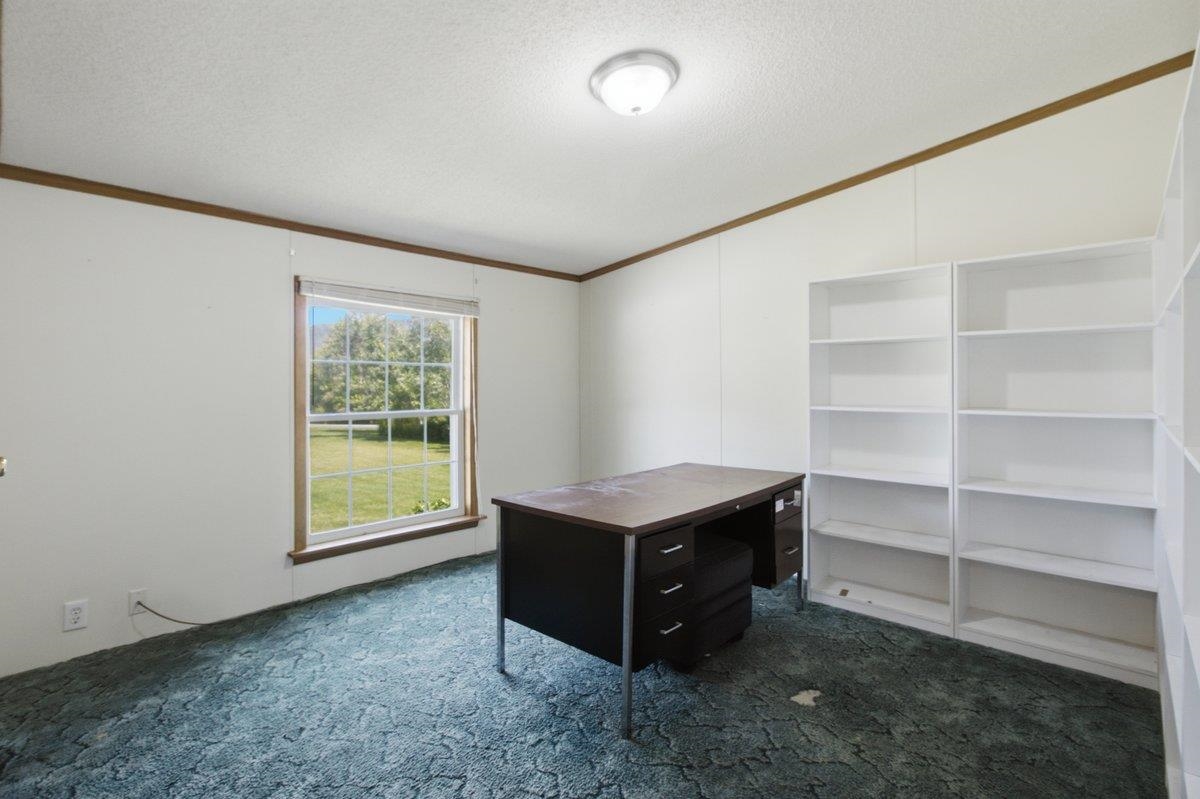 549 Houran Road Property Photo 24