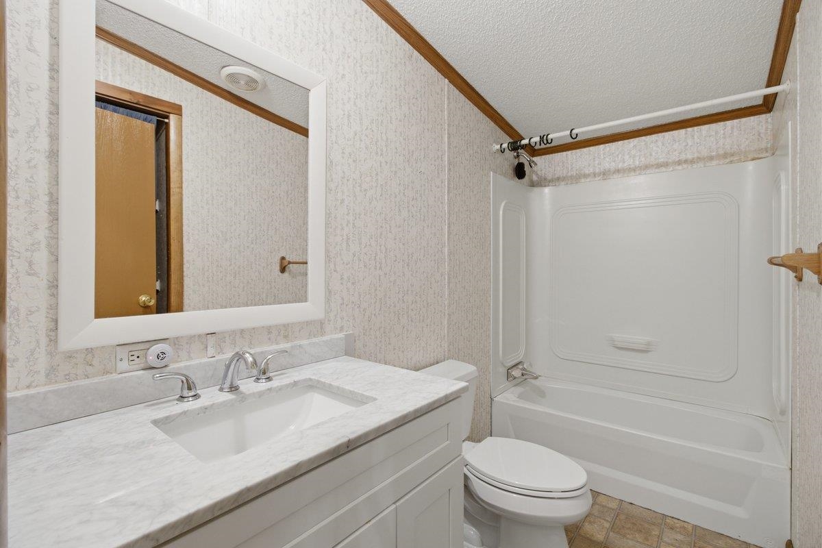 549 Houran Road Property Photo 25