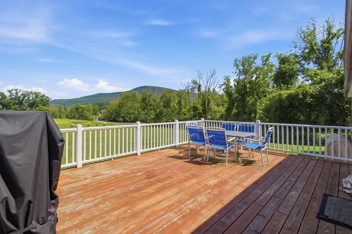 549 Houran Road Property Photo 32