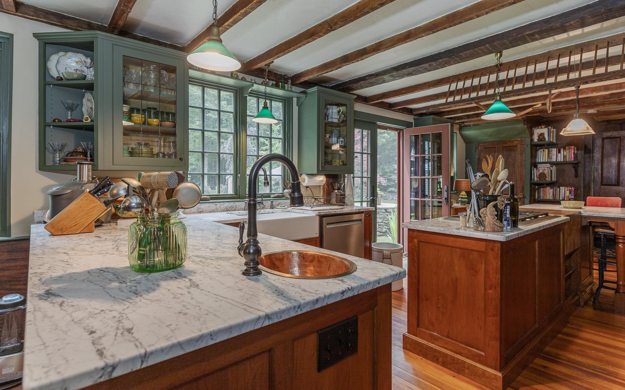 372 Hill Road Property Photo 12