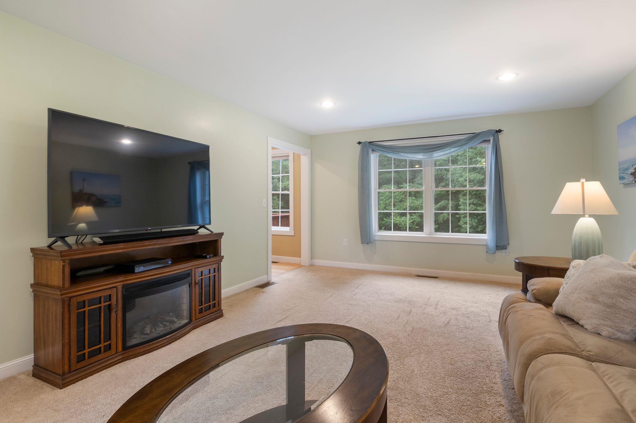 98 Ridgecrest Drive Property Photo 33