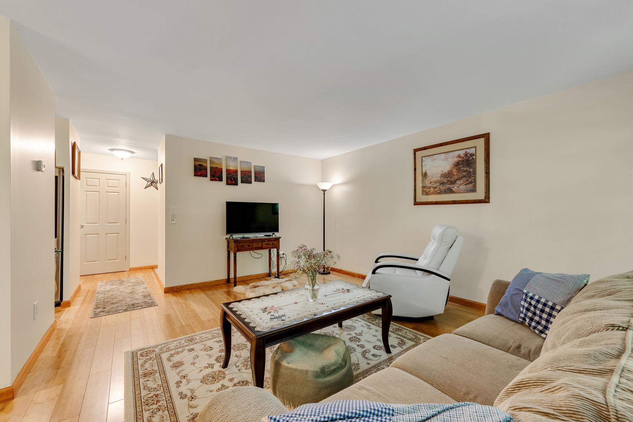 25 Baycrest Drive Property Photo 7
