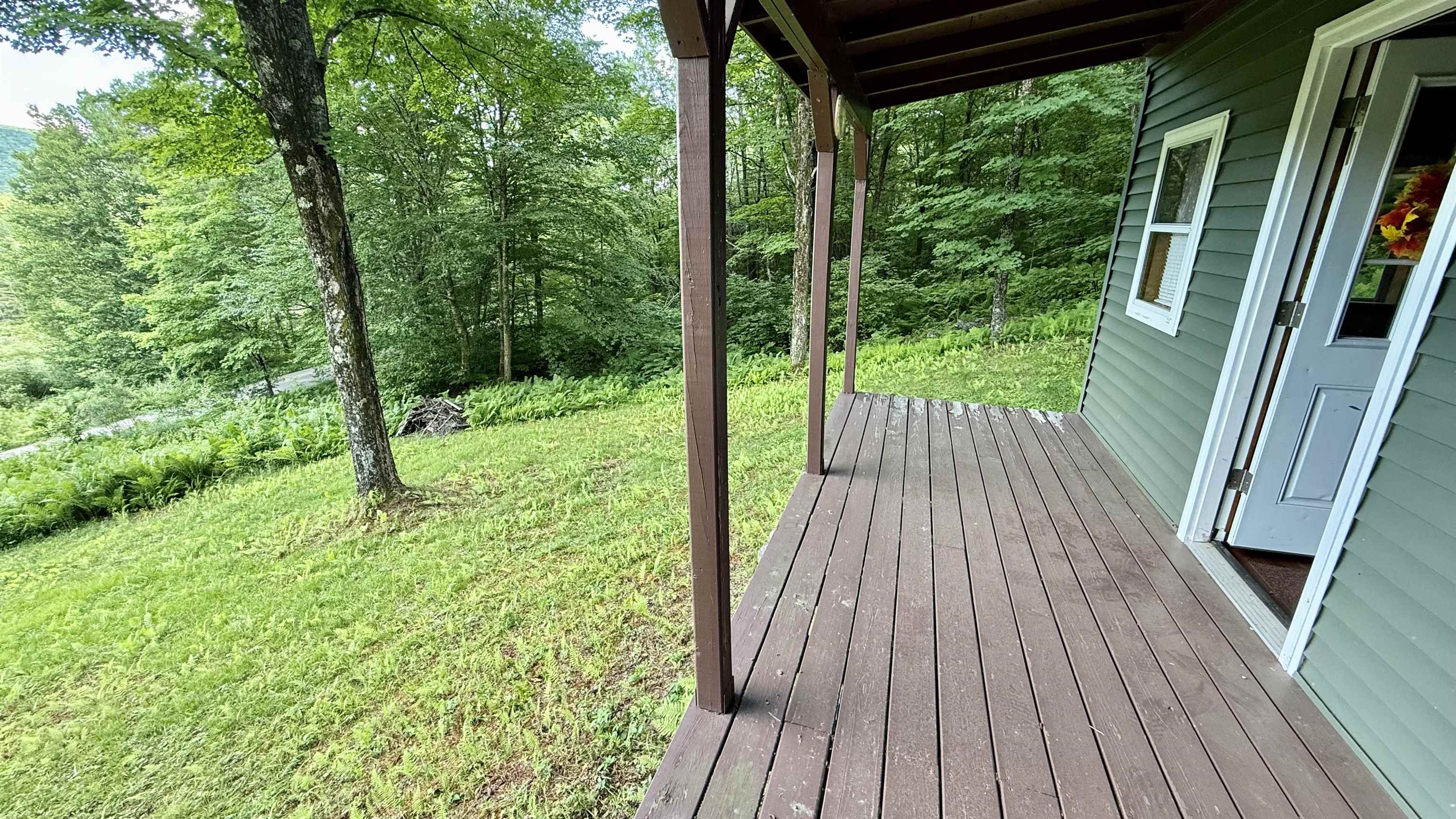 2075 Codding Hollow Road Property Photo 12