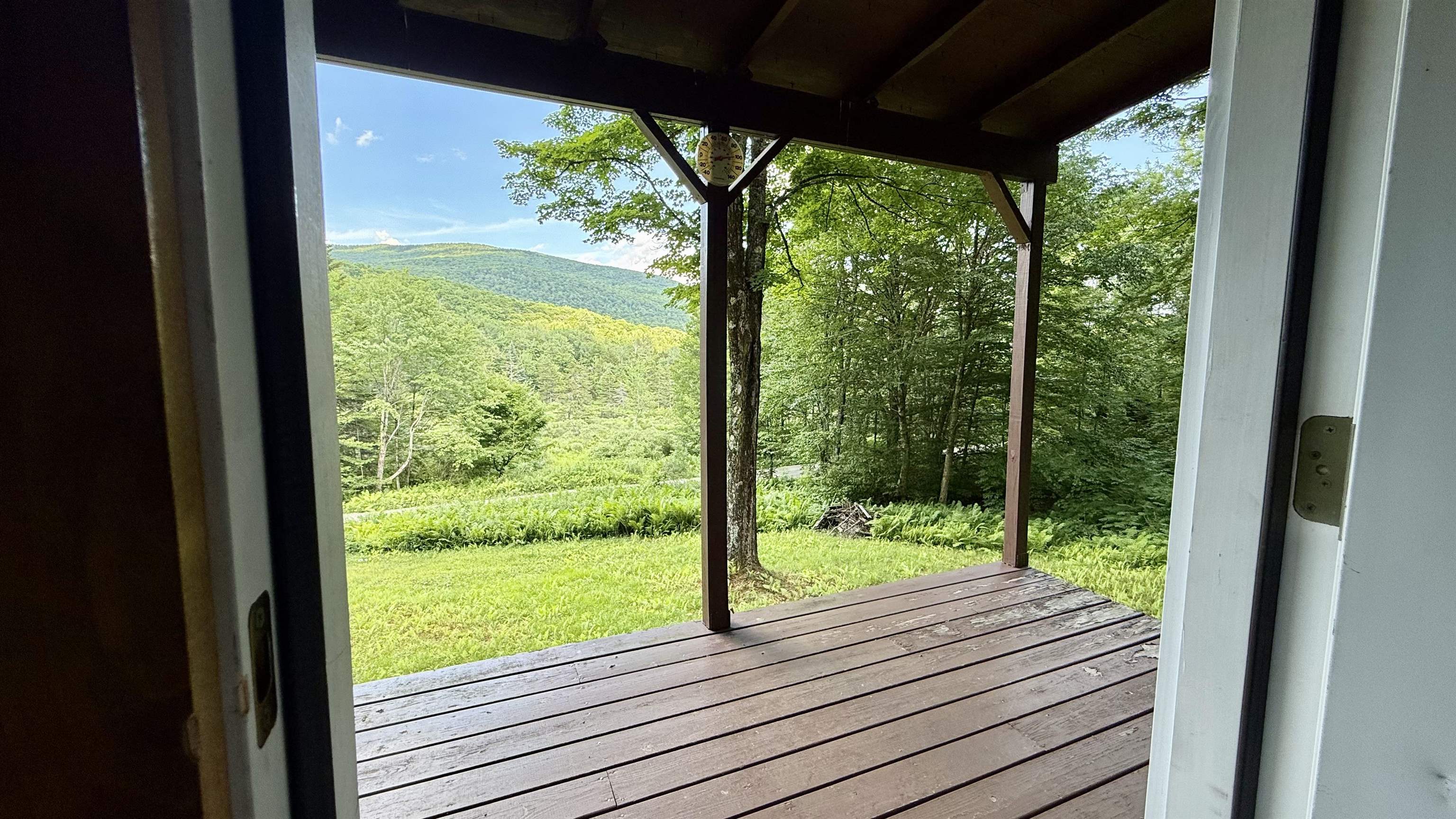 2075 Codding Hollow Road Property Photo 13