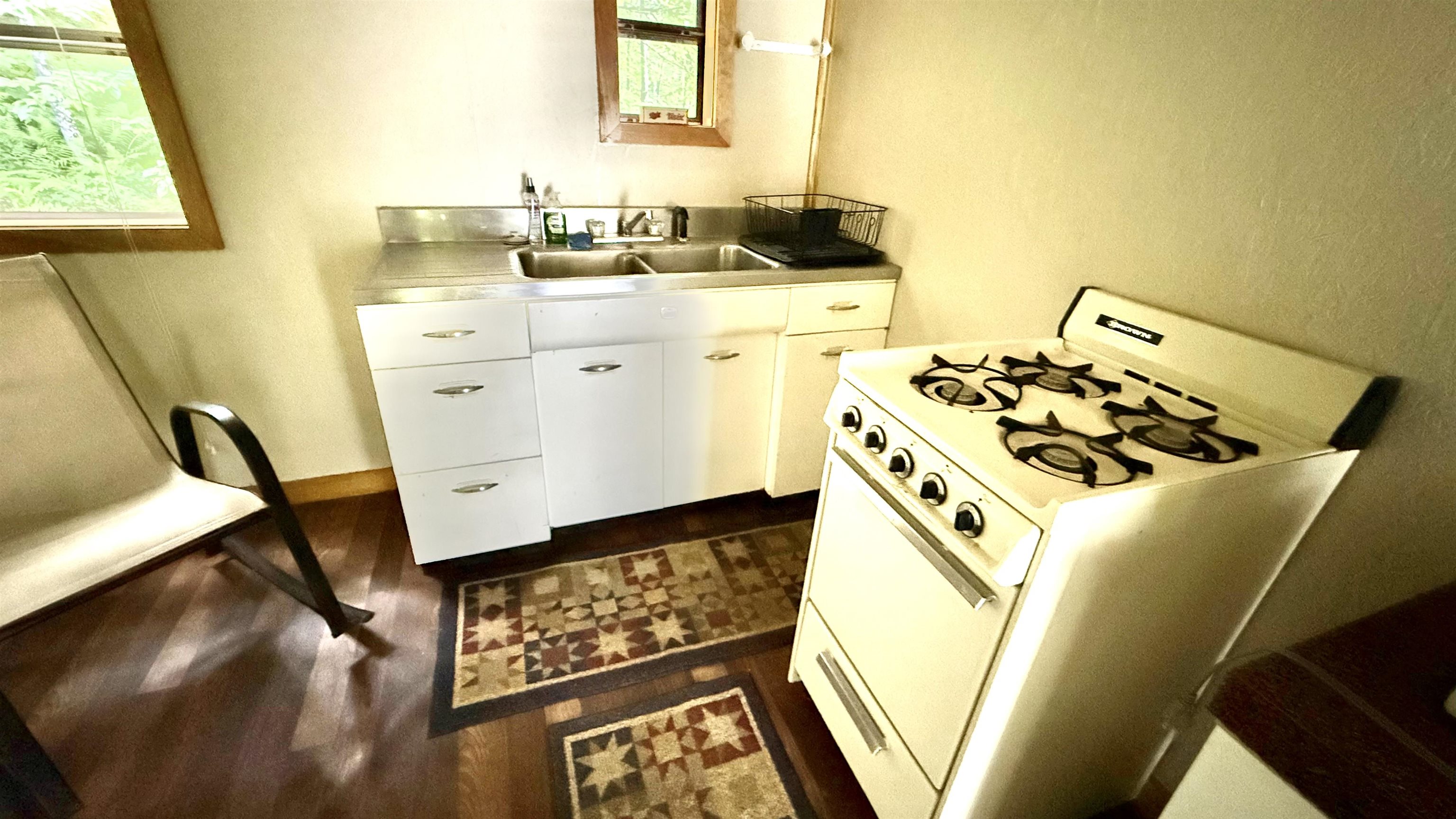 2075 Codding Hollow Road Property Photo 21