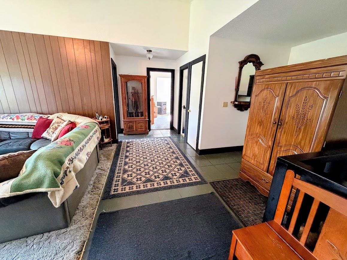 46 Donna Lane Property Photo 17