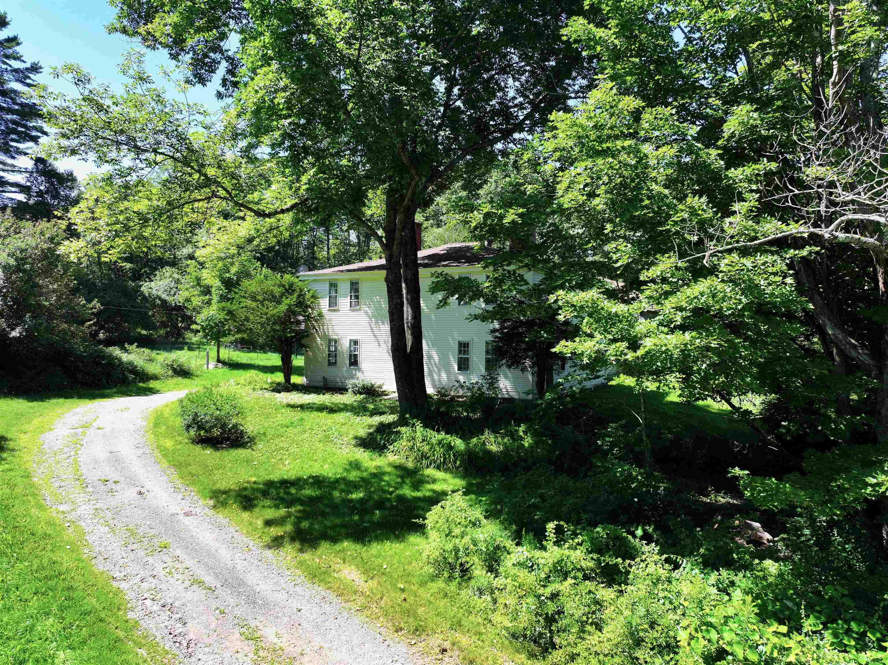 443 Centre Street Property Photo 4