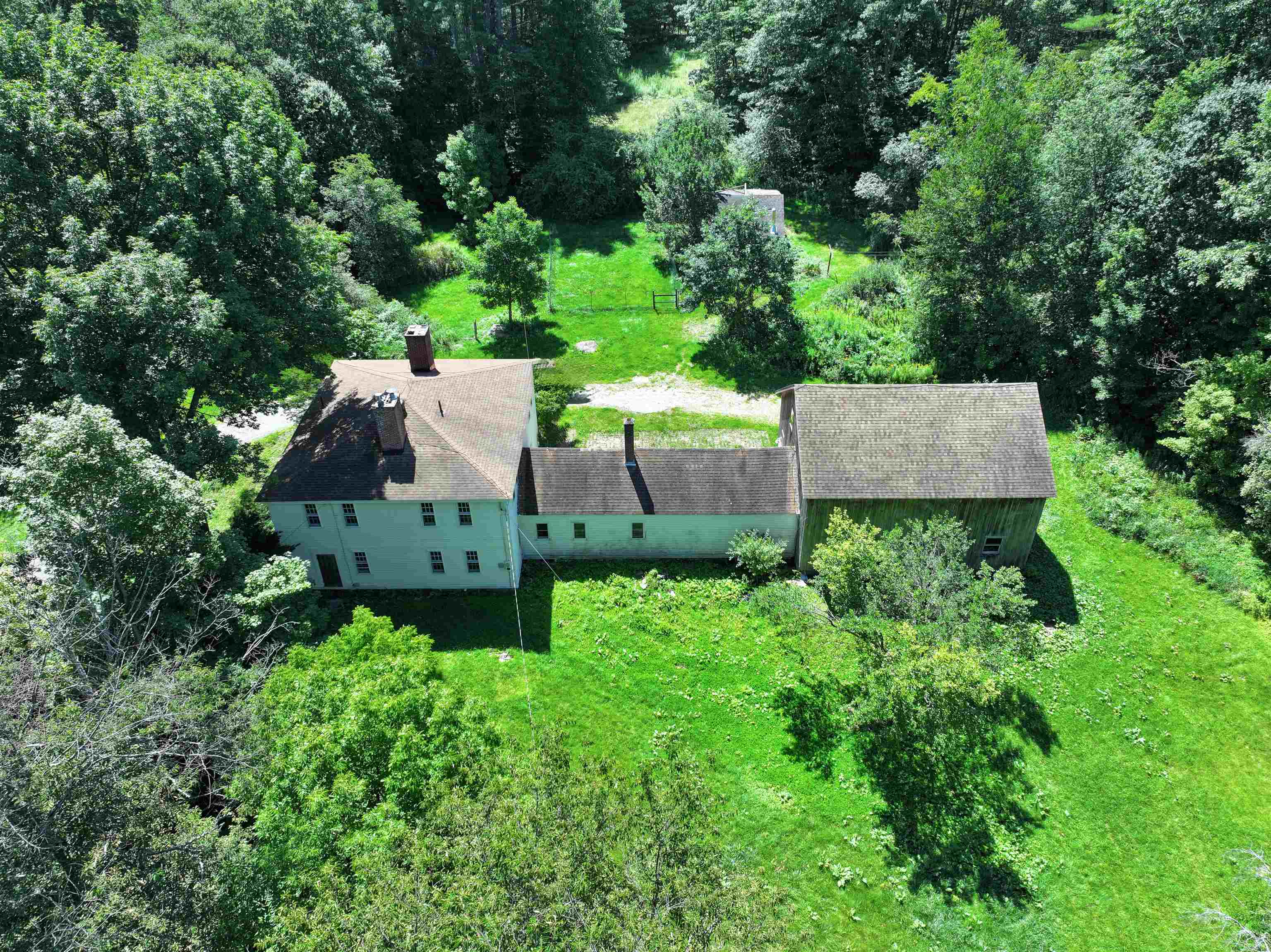 443 Centre Street Property Photo 8