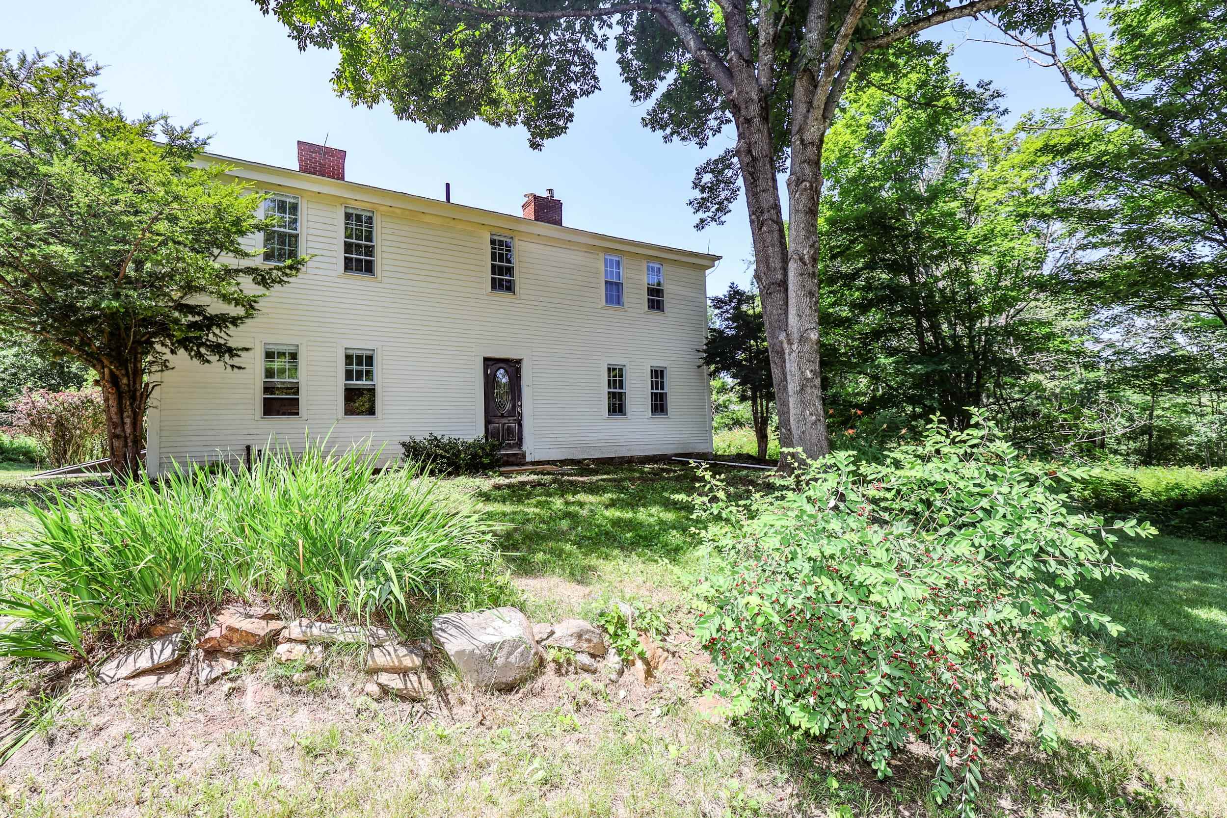 443 Centre Street Property Photo 15