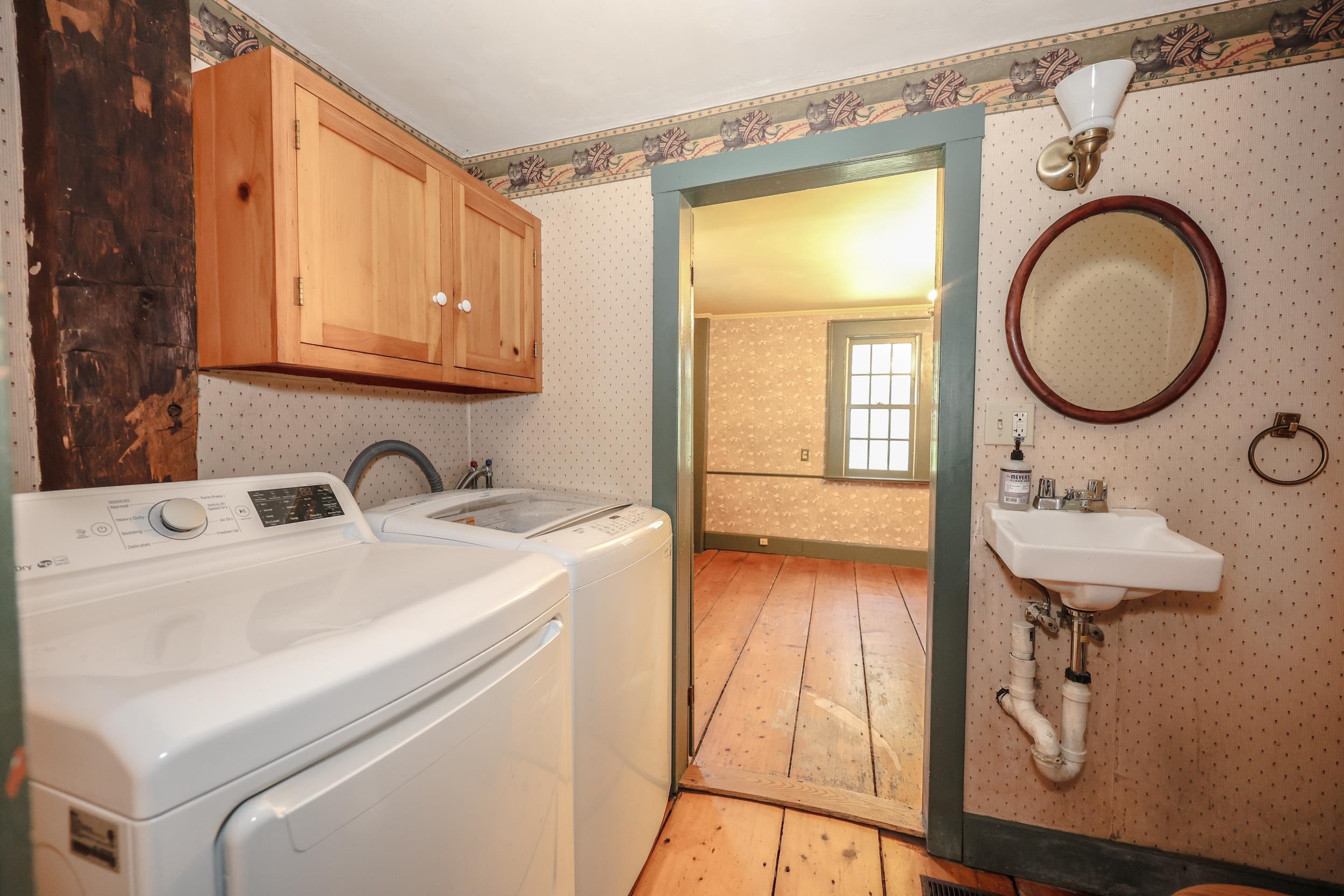 443 Centre Street Property Photo 24