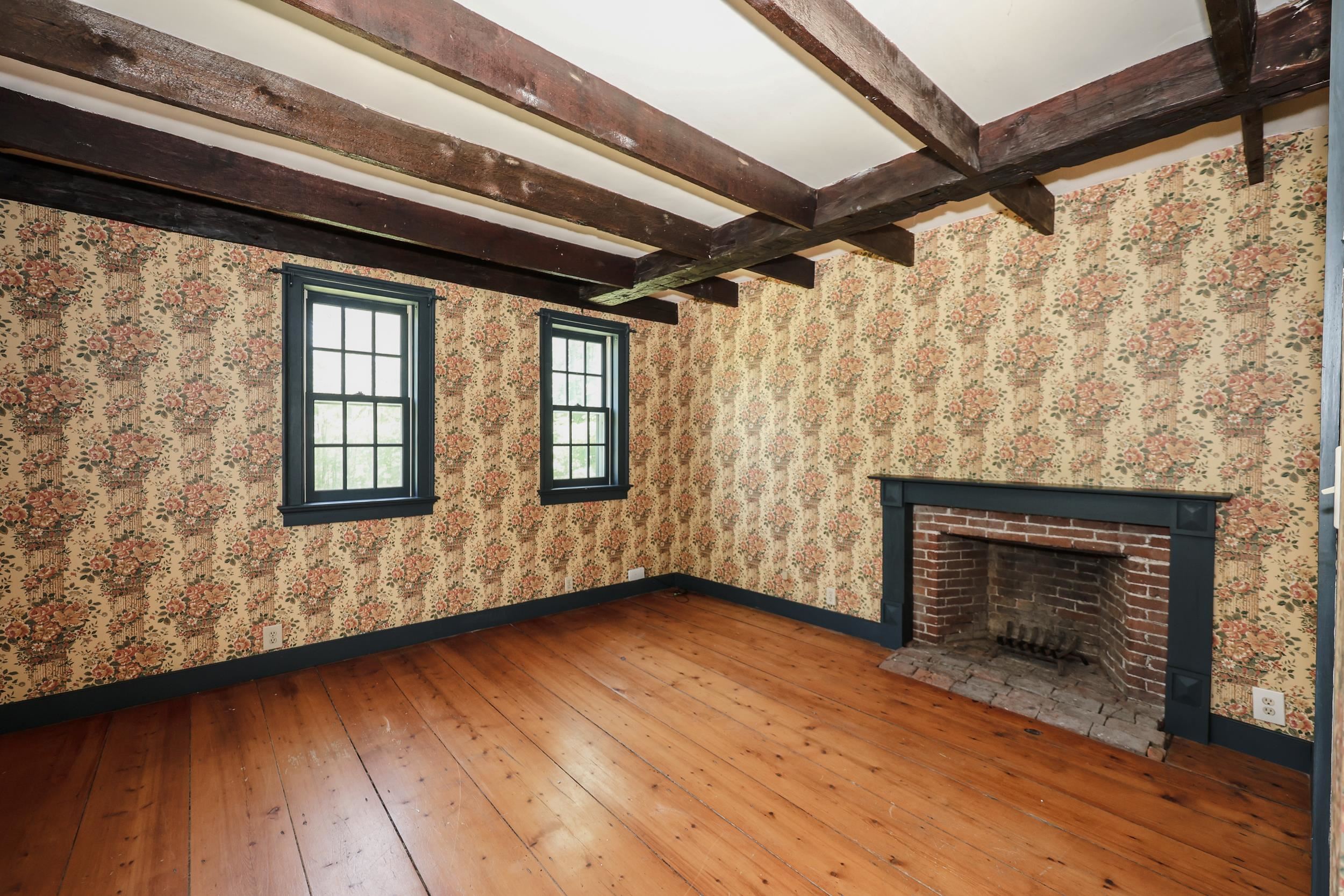 443 Centre Street Property Photo 29