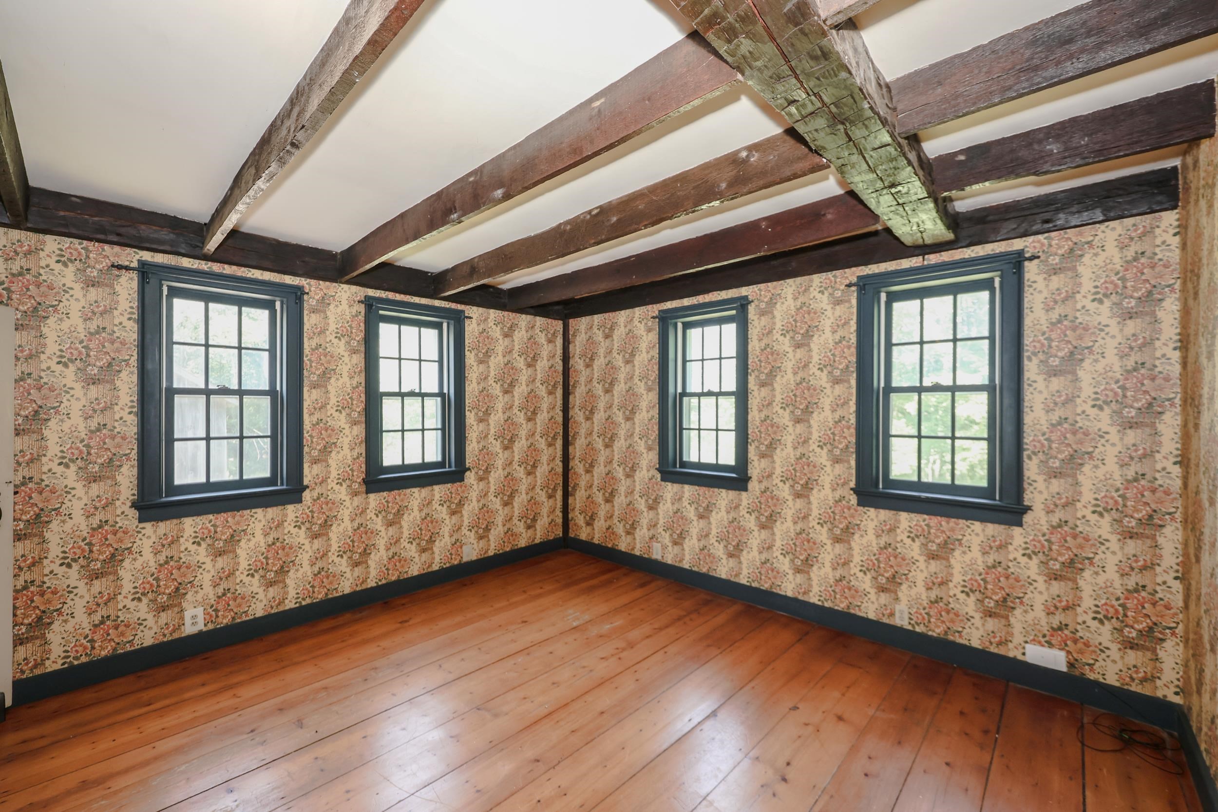 443 Centre Street Property Photo 30