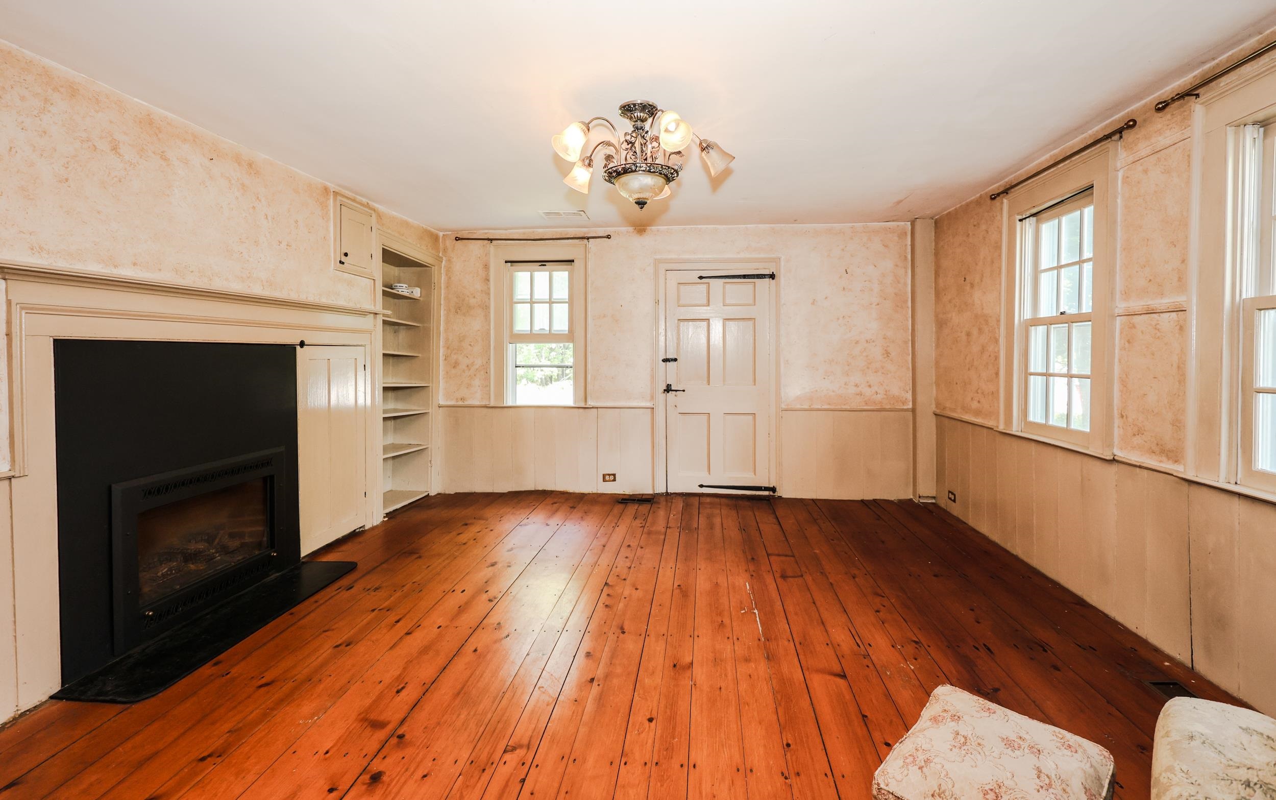 443 Centre Street Property Photo 40