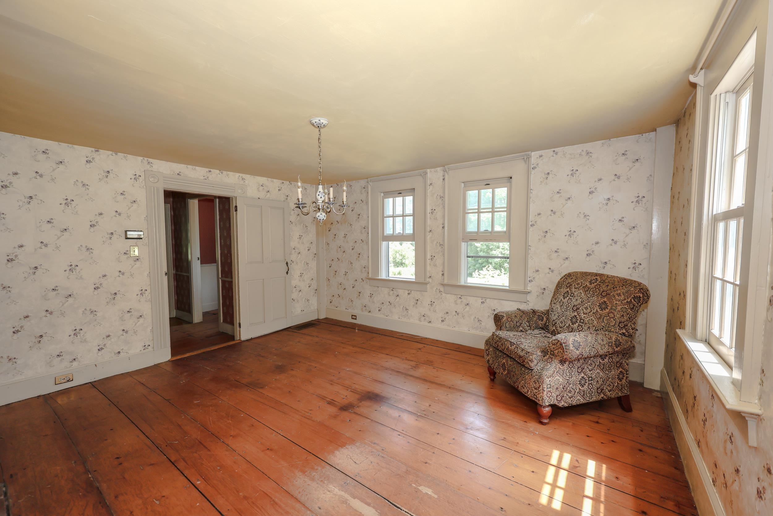 443 Centre Street Property Photo 44