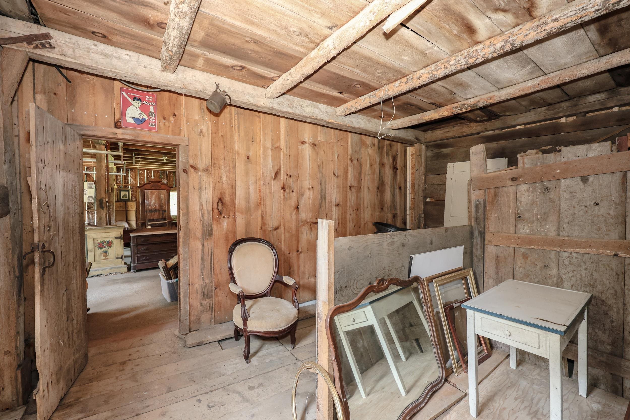 443 Centre Street Property Photo 50