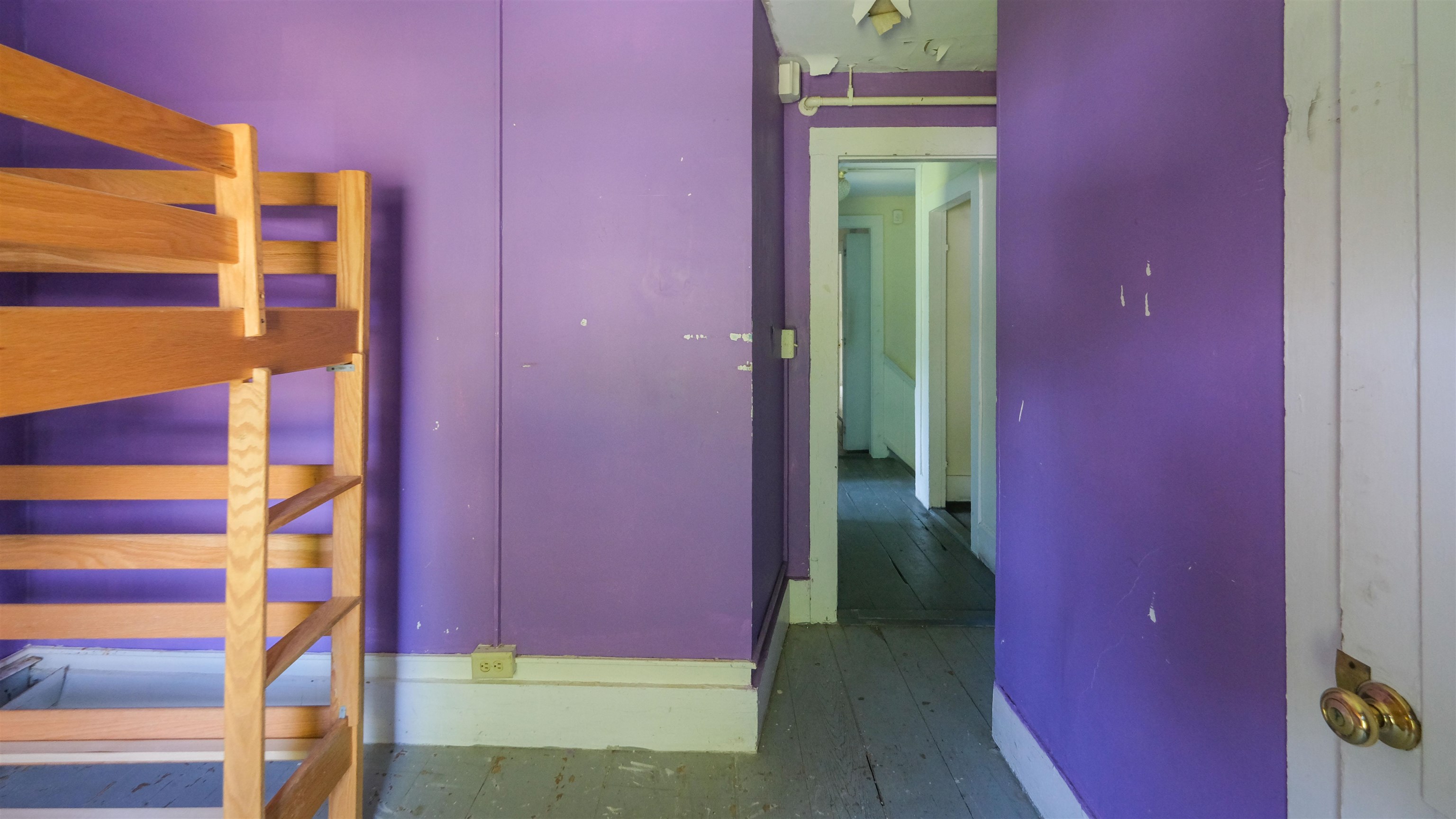 6 Mill Street Property Photo 32
