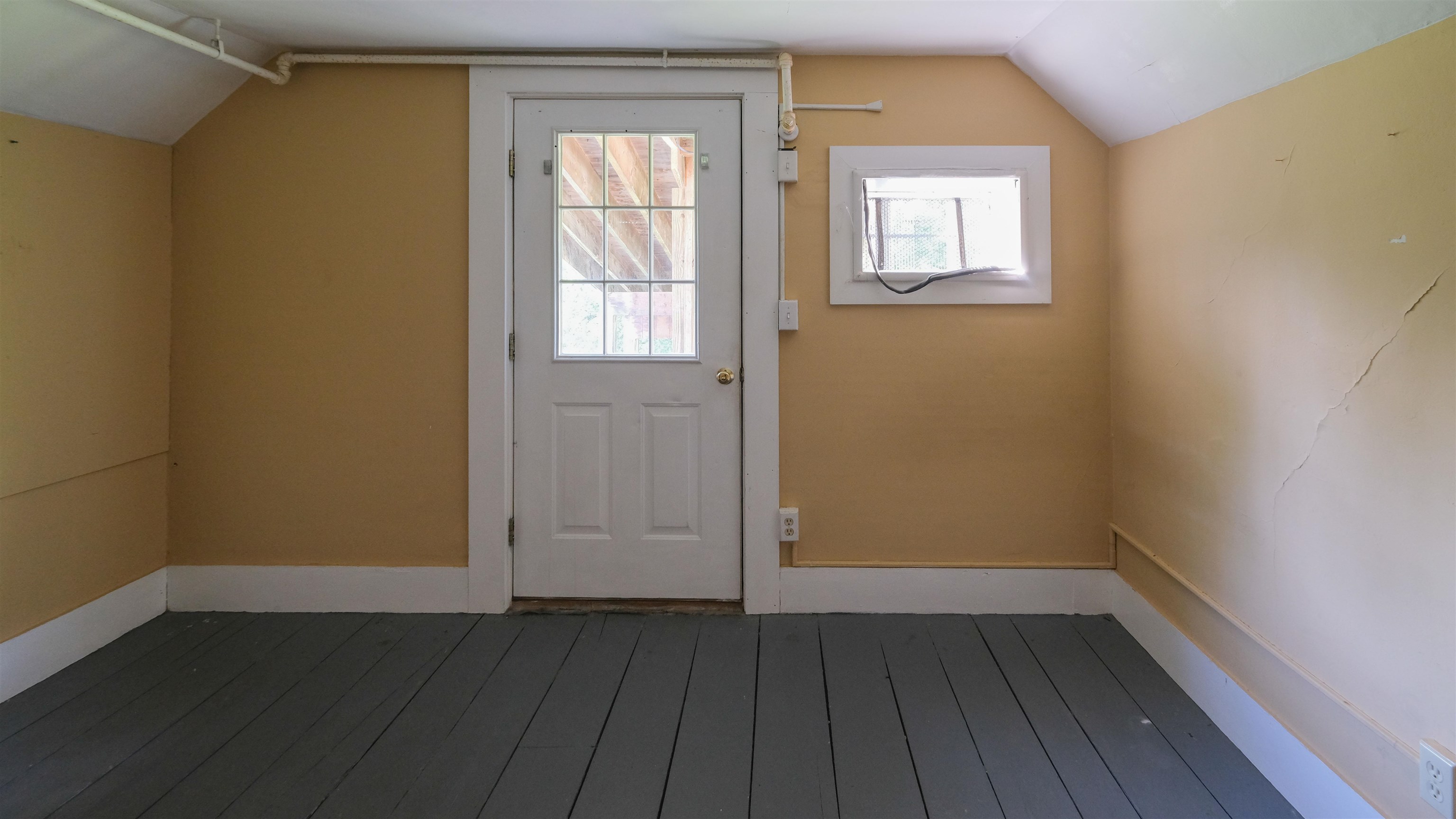 6 Mill Street Property Photo 48