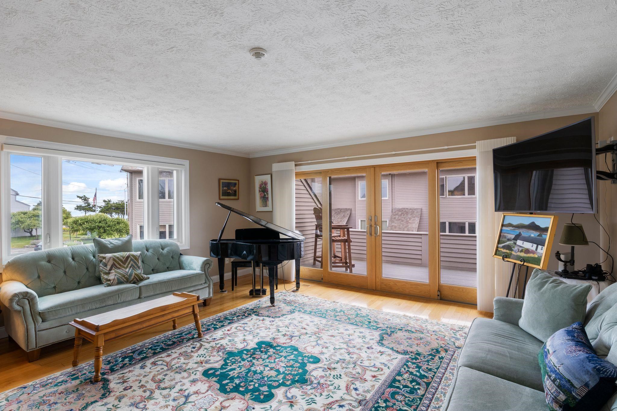 939 Ocean Boulevard Property Photo 10