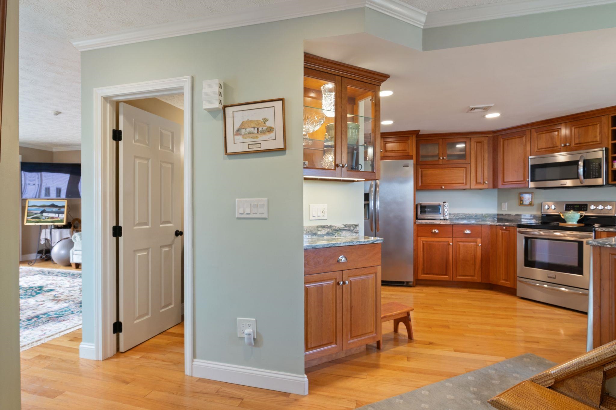 939 Ocean Boulevard Property Photo 14