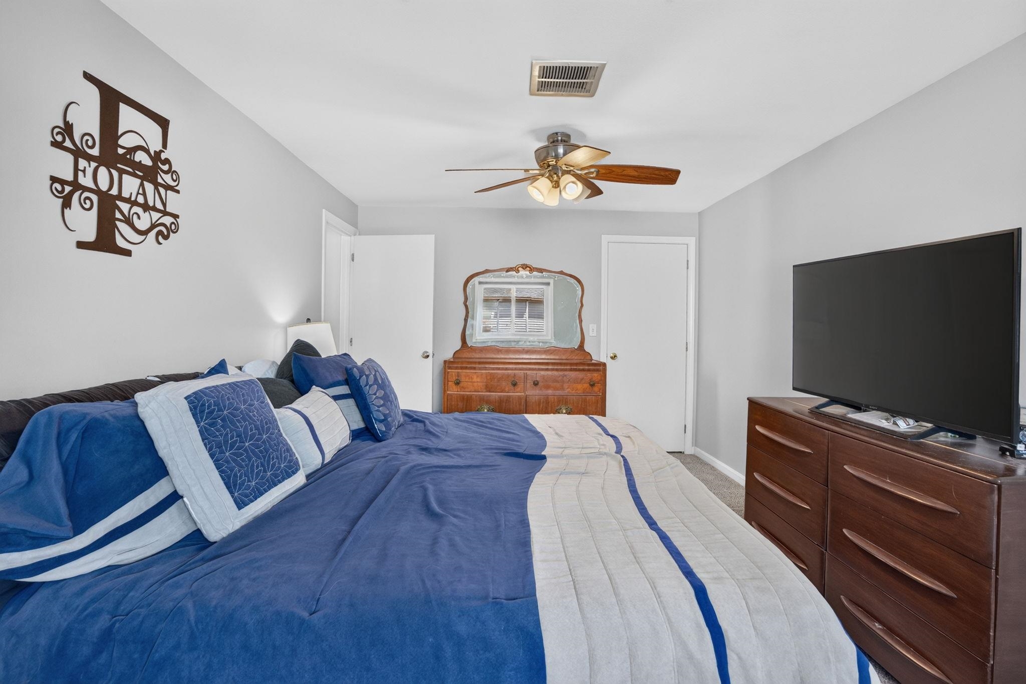 256 Stonebridge Drive Property Photo 16