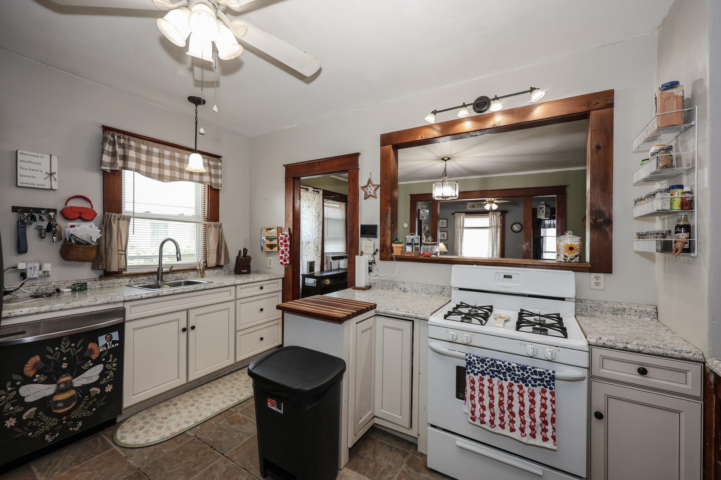 80 Baldwin Street Property Photo 8