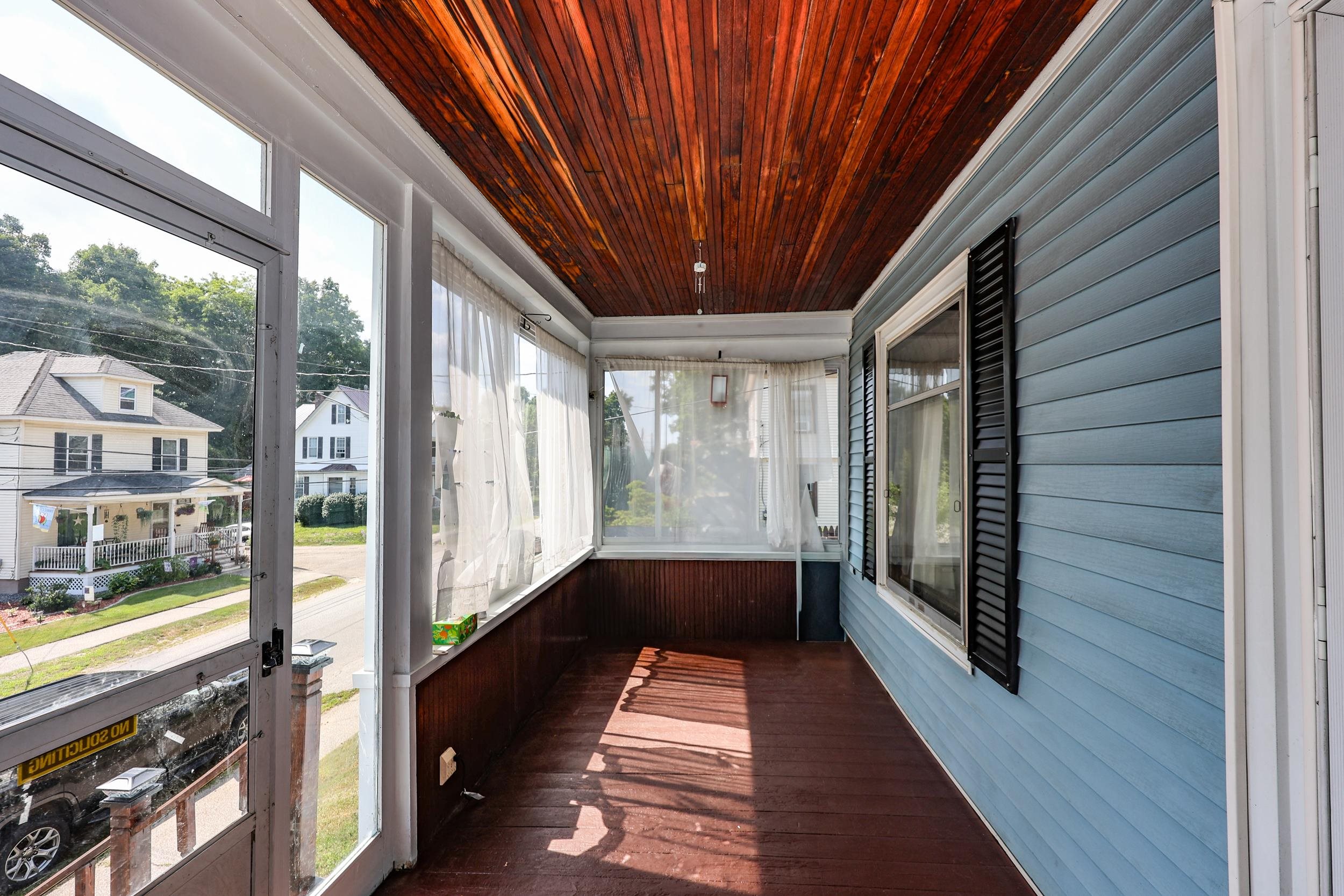 80 Baldwin Street Property Photo 33