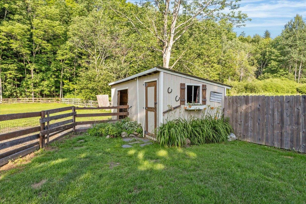 1916 West River Road Property Photo 36