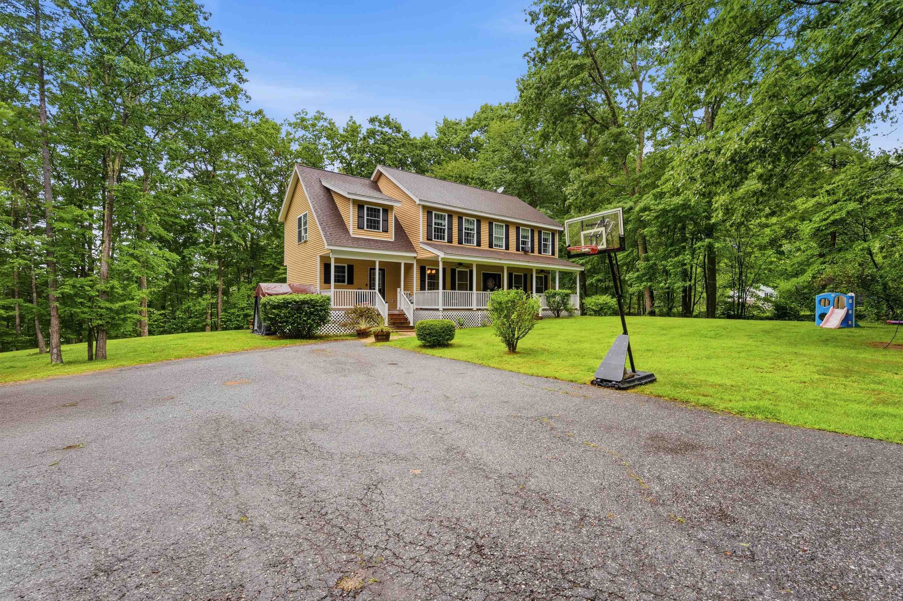 8 Tyler Drive Property Photo 3