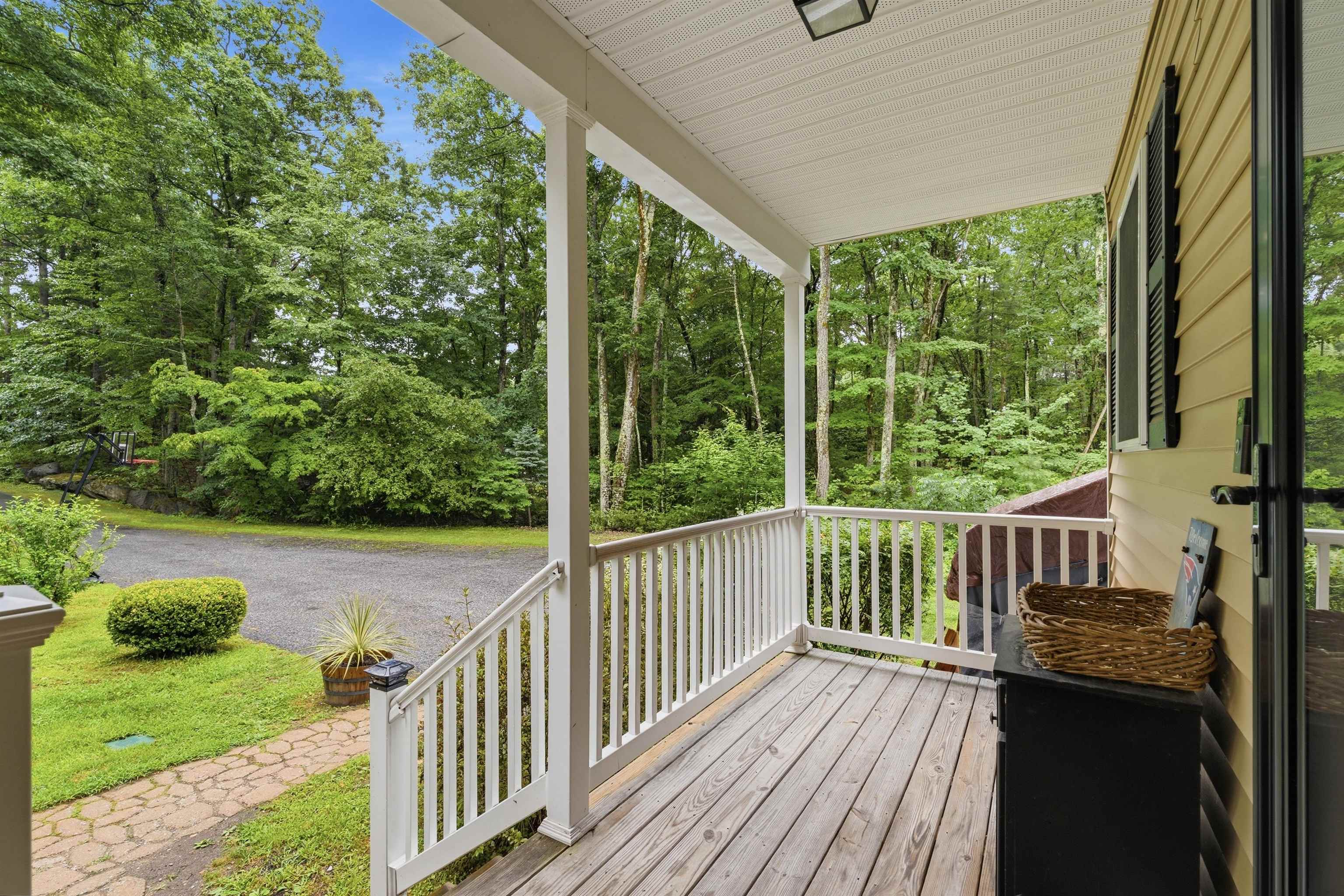 8 Tyler Drive Property Photo 4