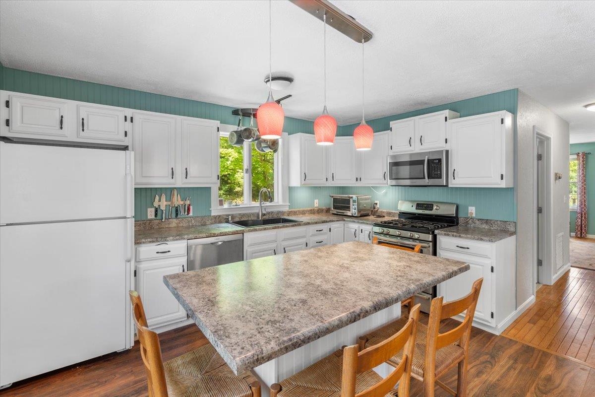 6 Barnett Road Property Photo 14