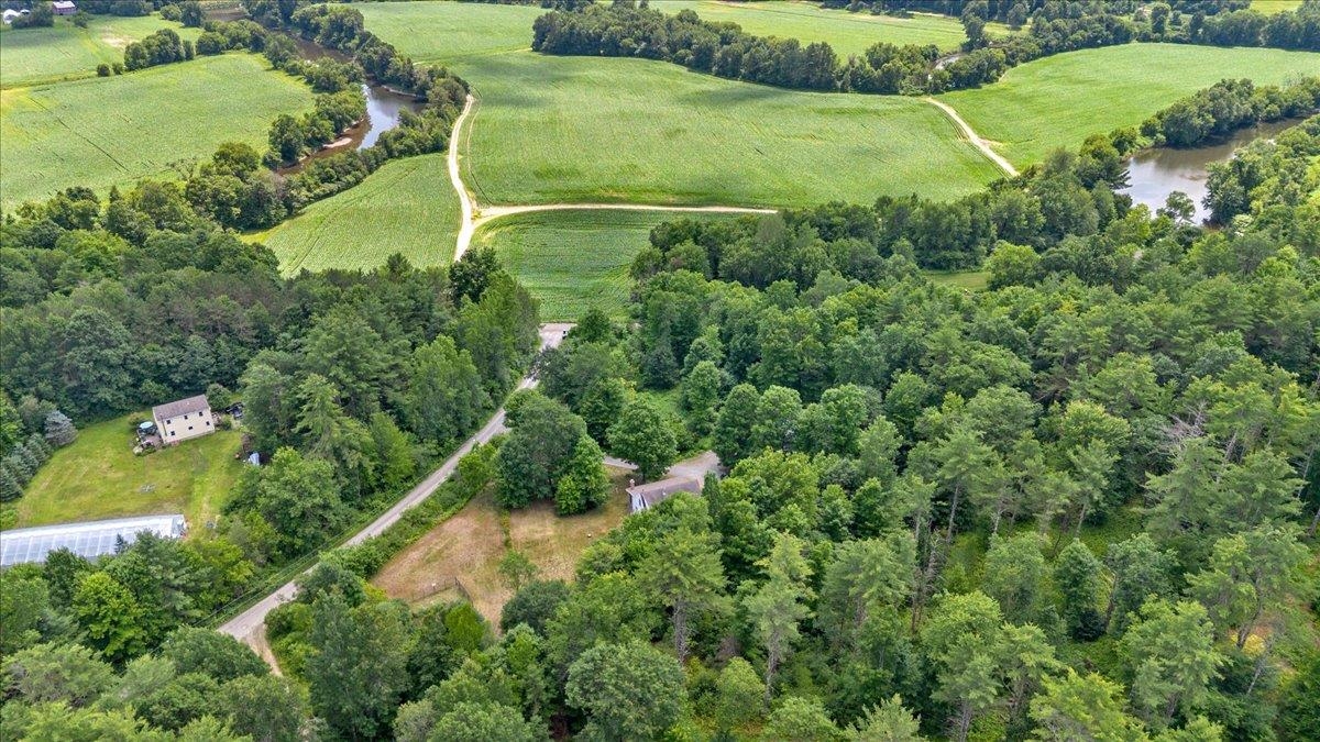 6 Barnett Road Property Photo 48
