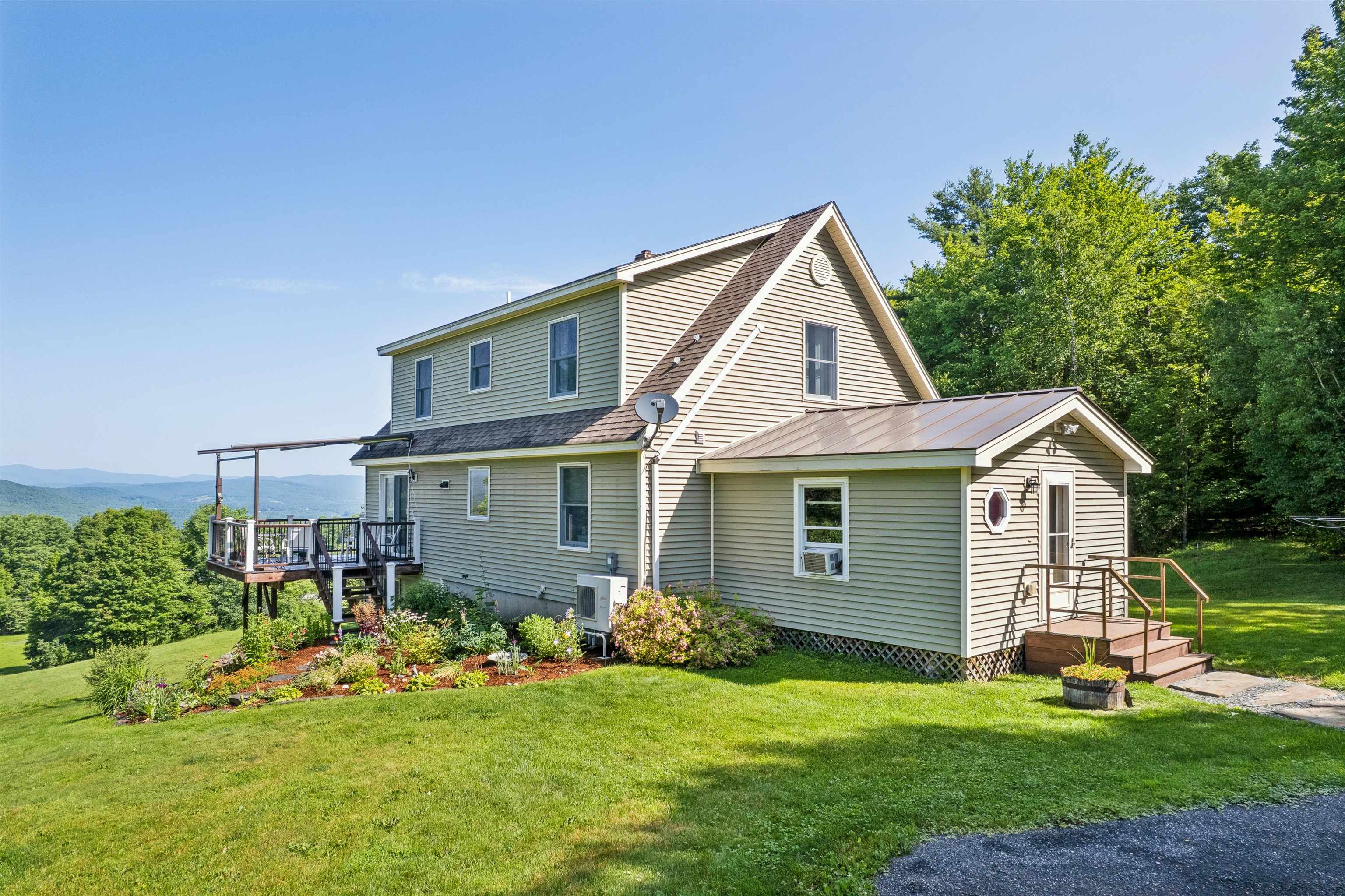 1702 Sanders Road Property Photo 3