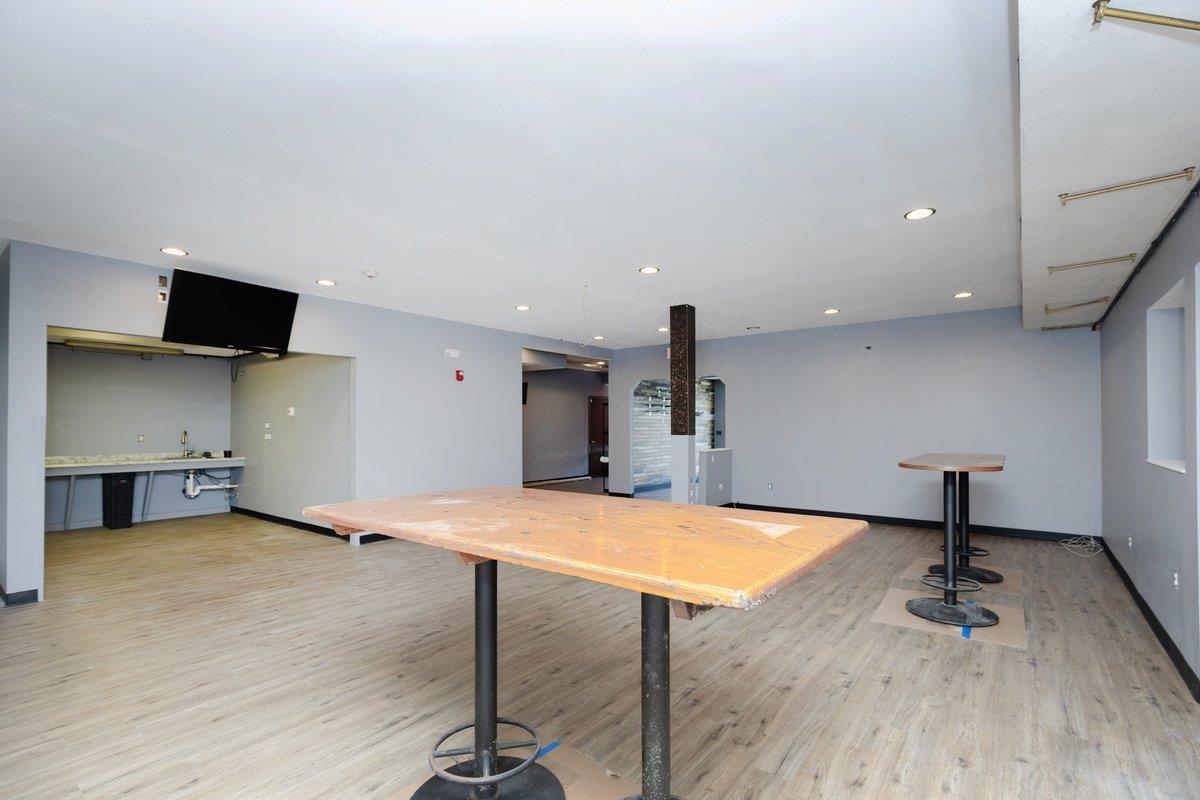 10 Bridge Street Property Photo 11