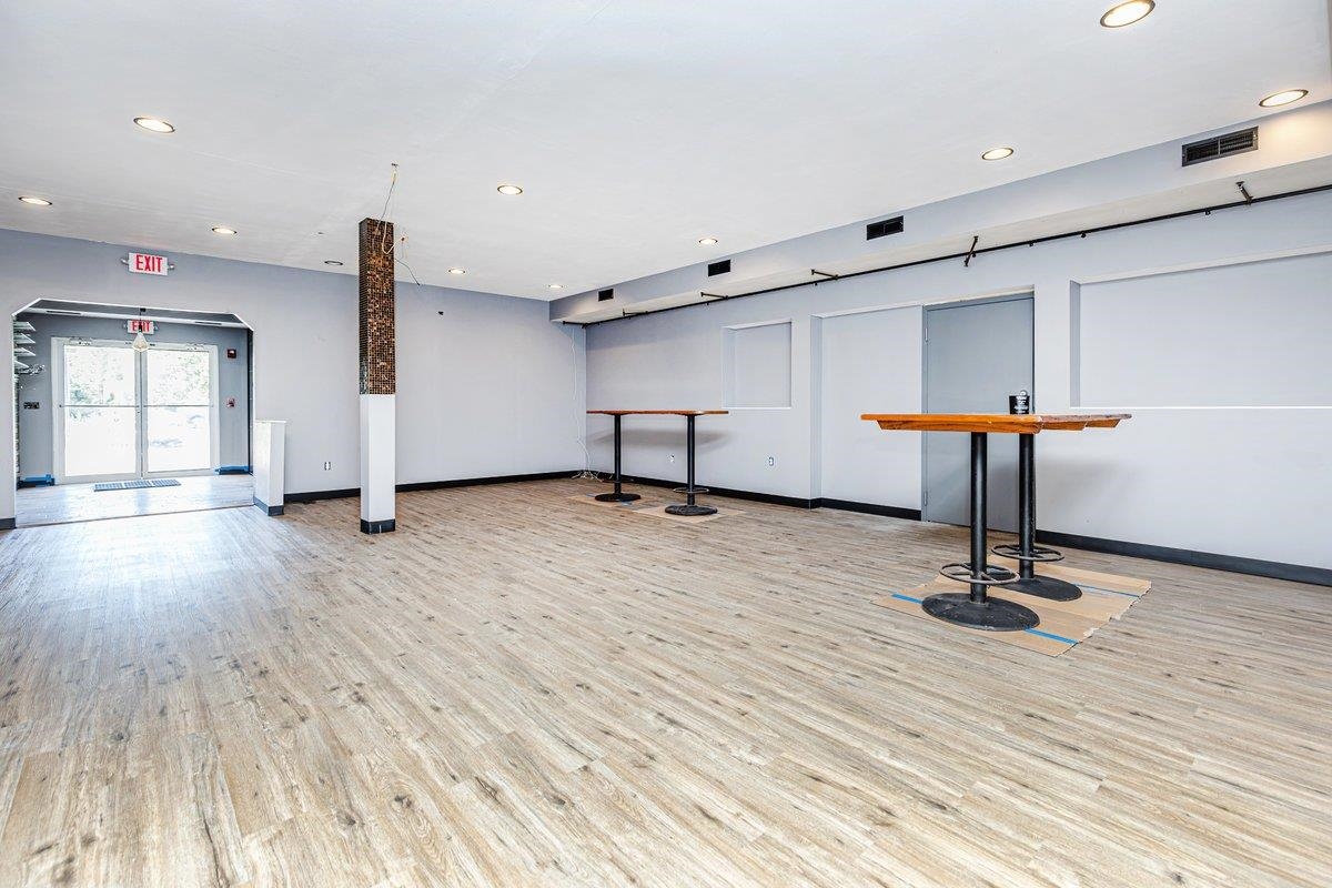10 Bridge Street Property Photo 13