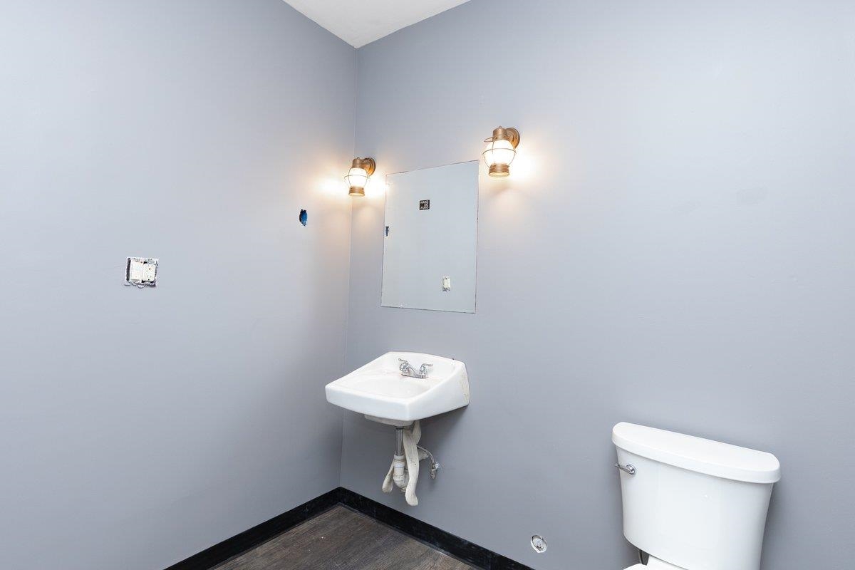 10 Bridge Street Property Photo 14