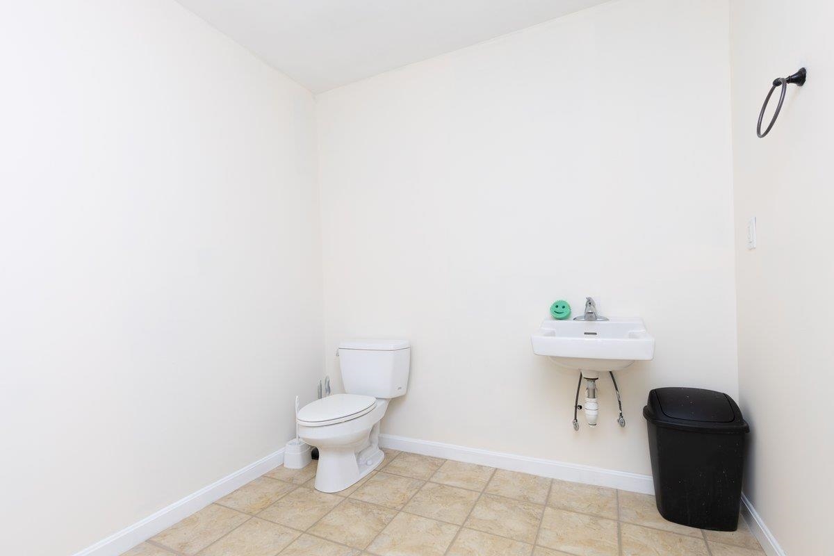 10 Bridge Street Property Photo 47
