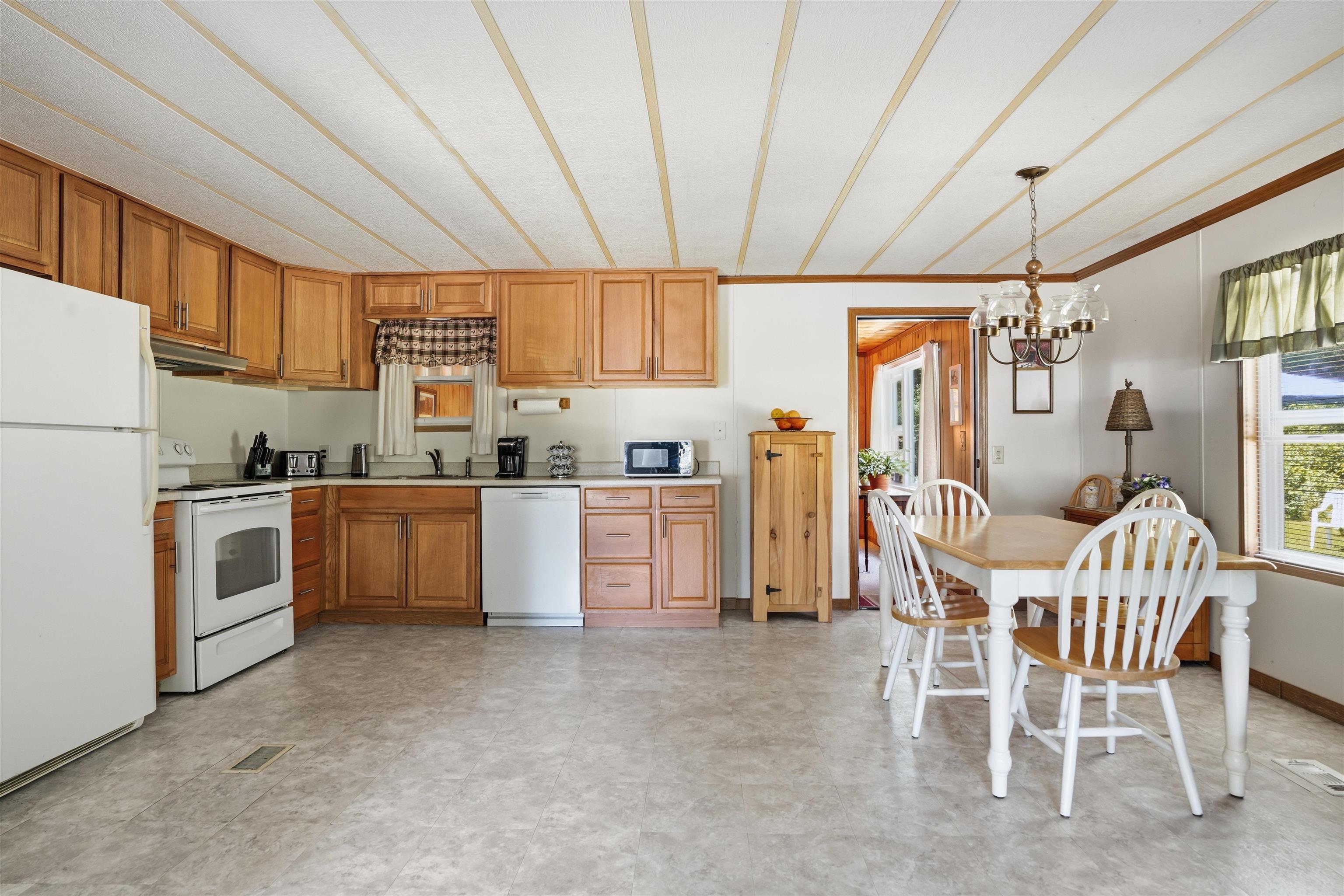 26 Deer Path Property Photo 13