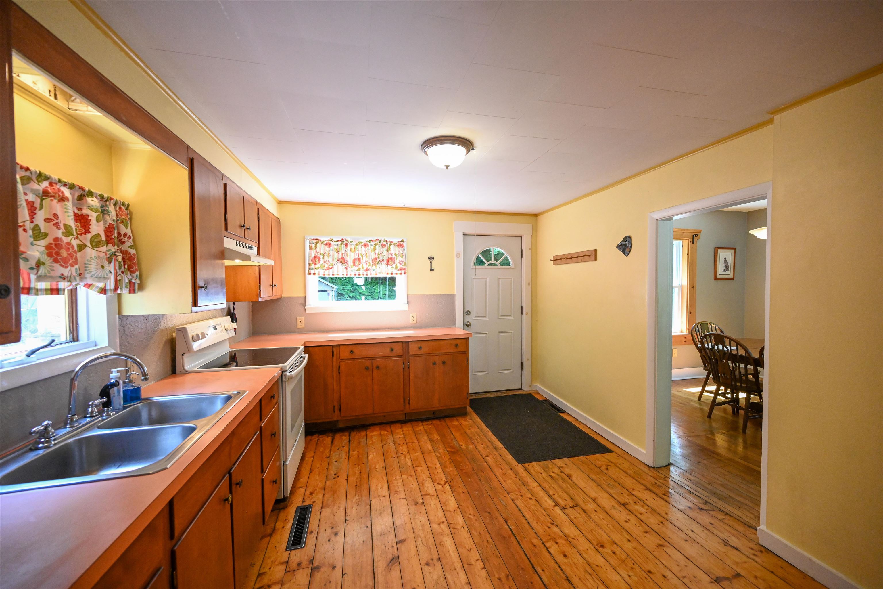 240 Lower Main E Street Property Photo 13