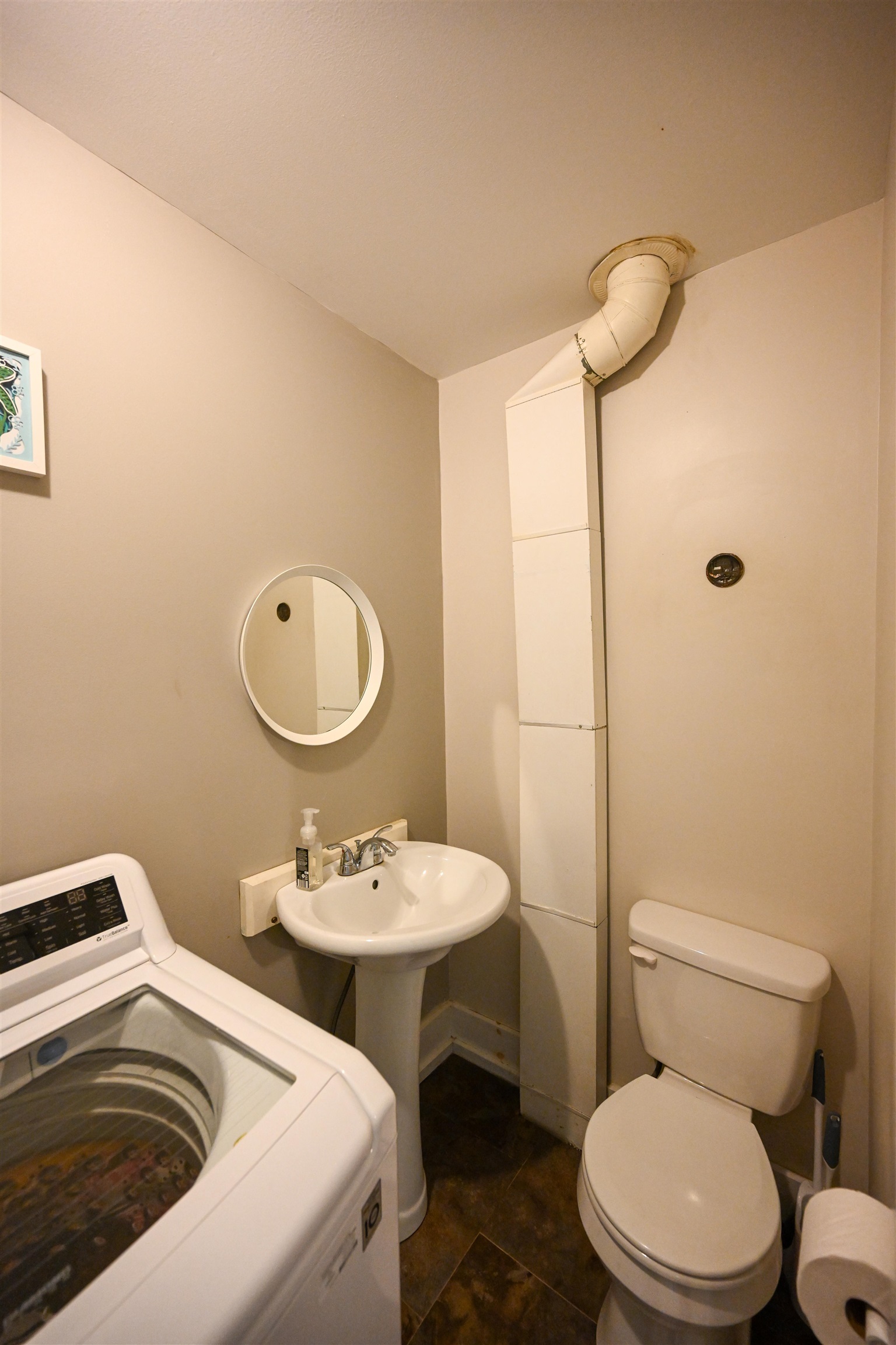 240 Lower Main E Street Property Photo 24