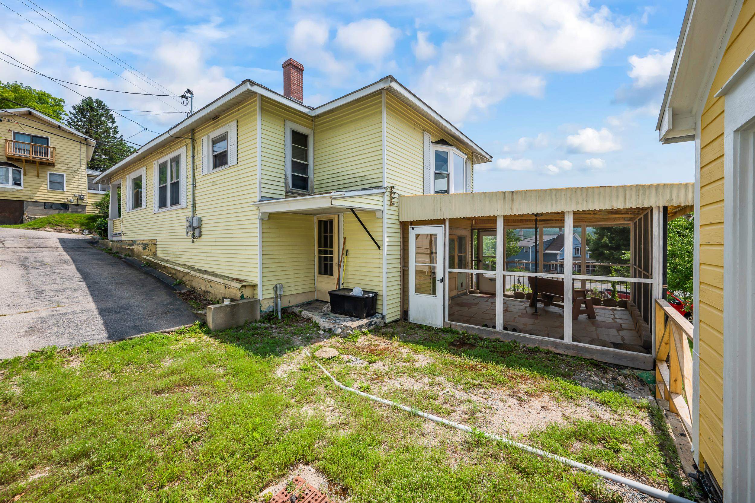 419 Hillside Avenue Property Photo 2
