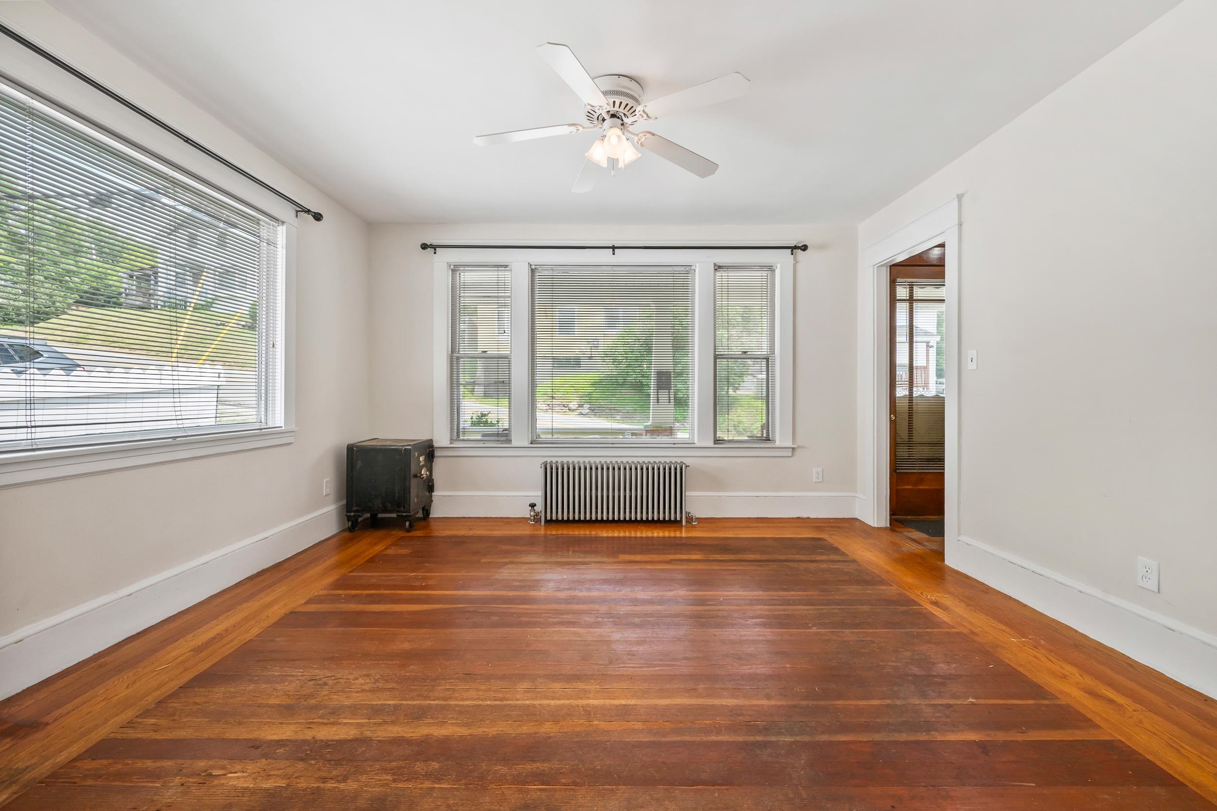 419 Hillside Avenue Property Photo 5