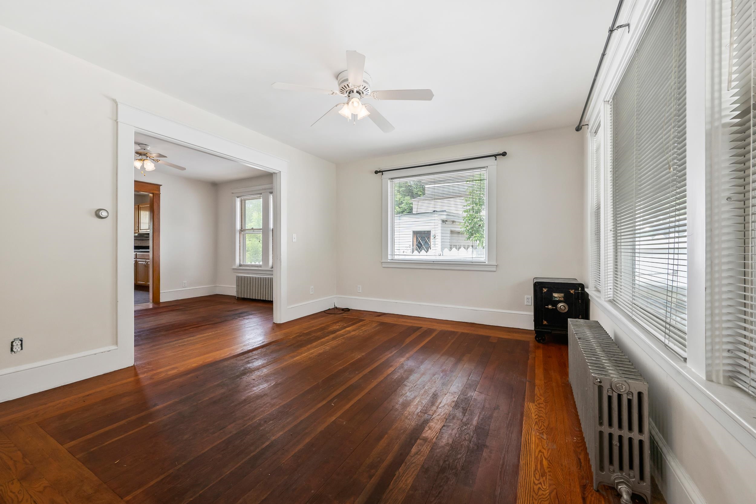 419 Hillside Avenue Property Photo 9