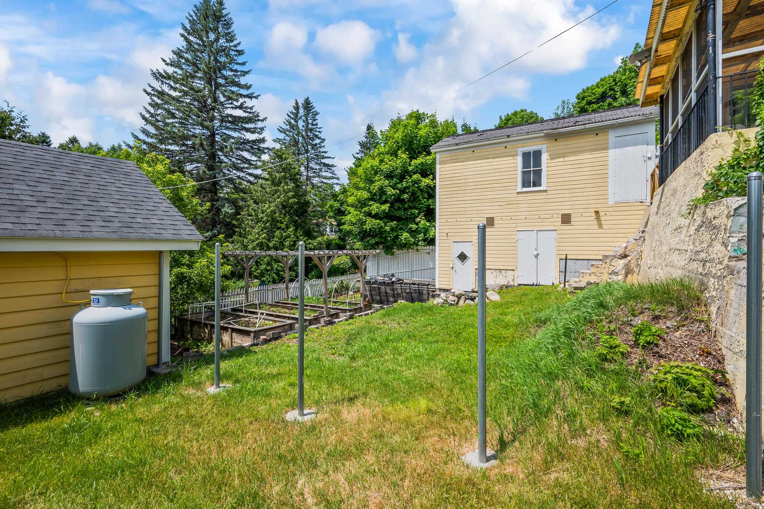 419 Hillside Avenue Property Photo 28