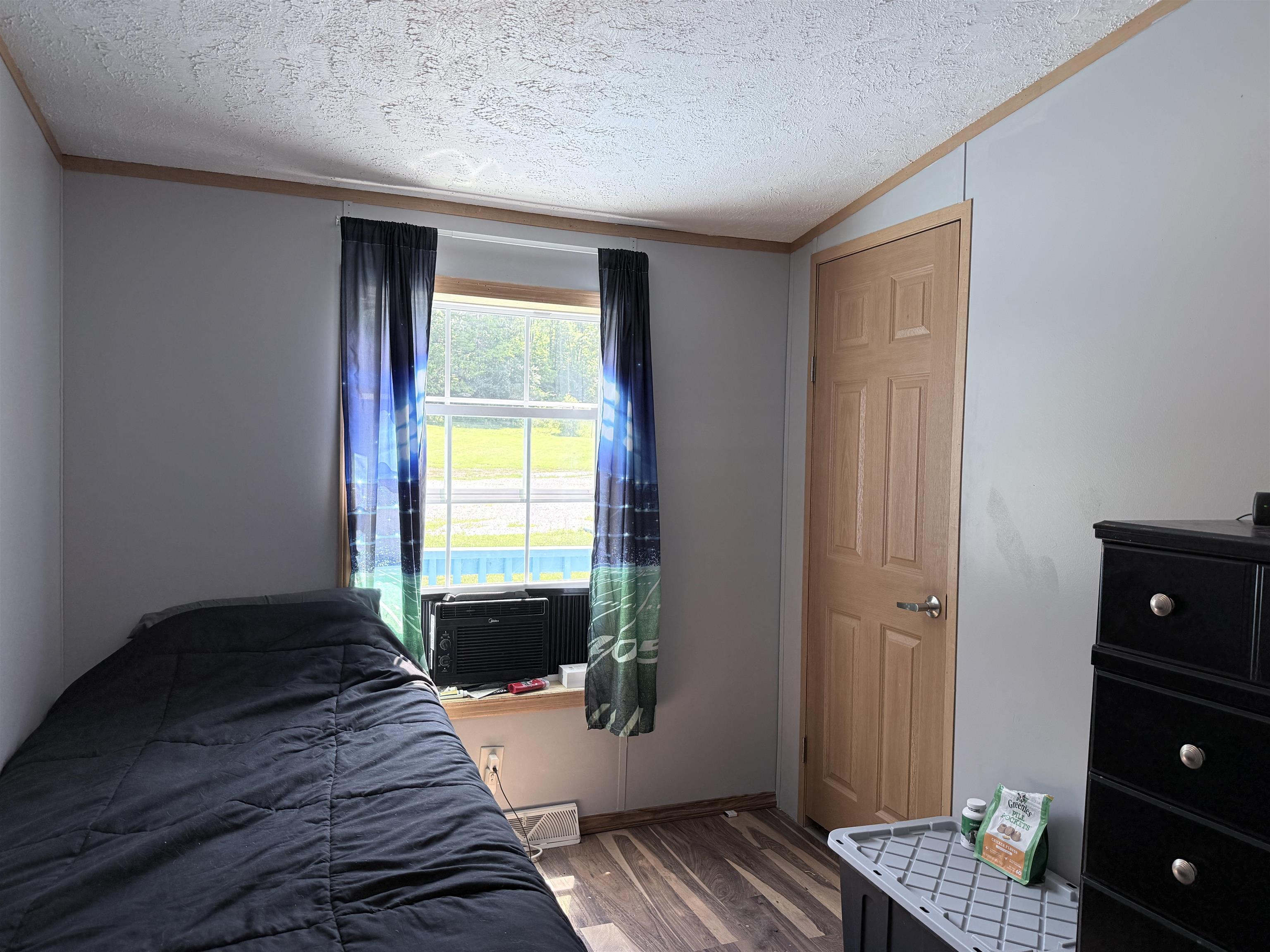 4056 Middle Road Property Photo 30