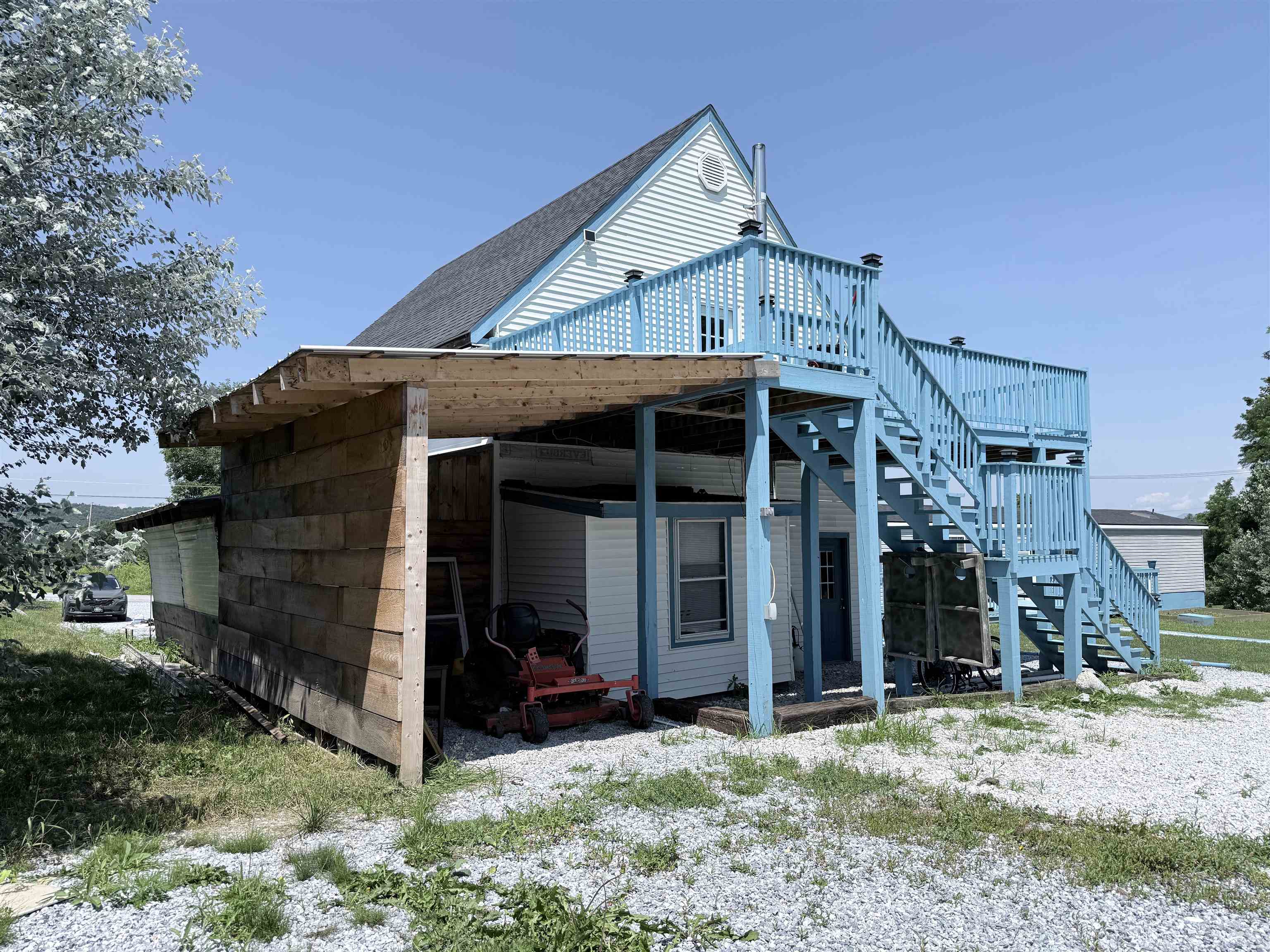 4056 Middle Road Property Photo 32