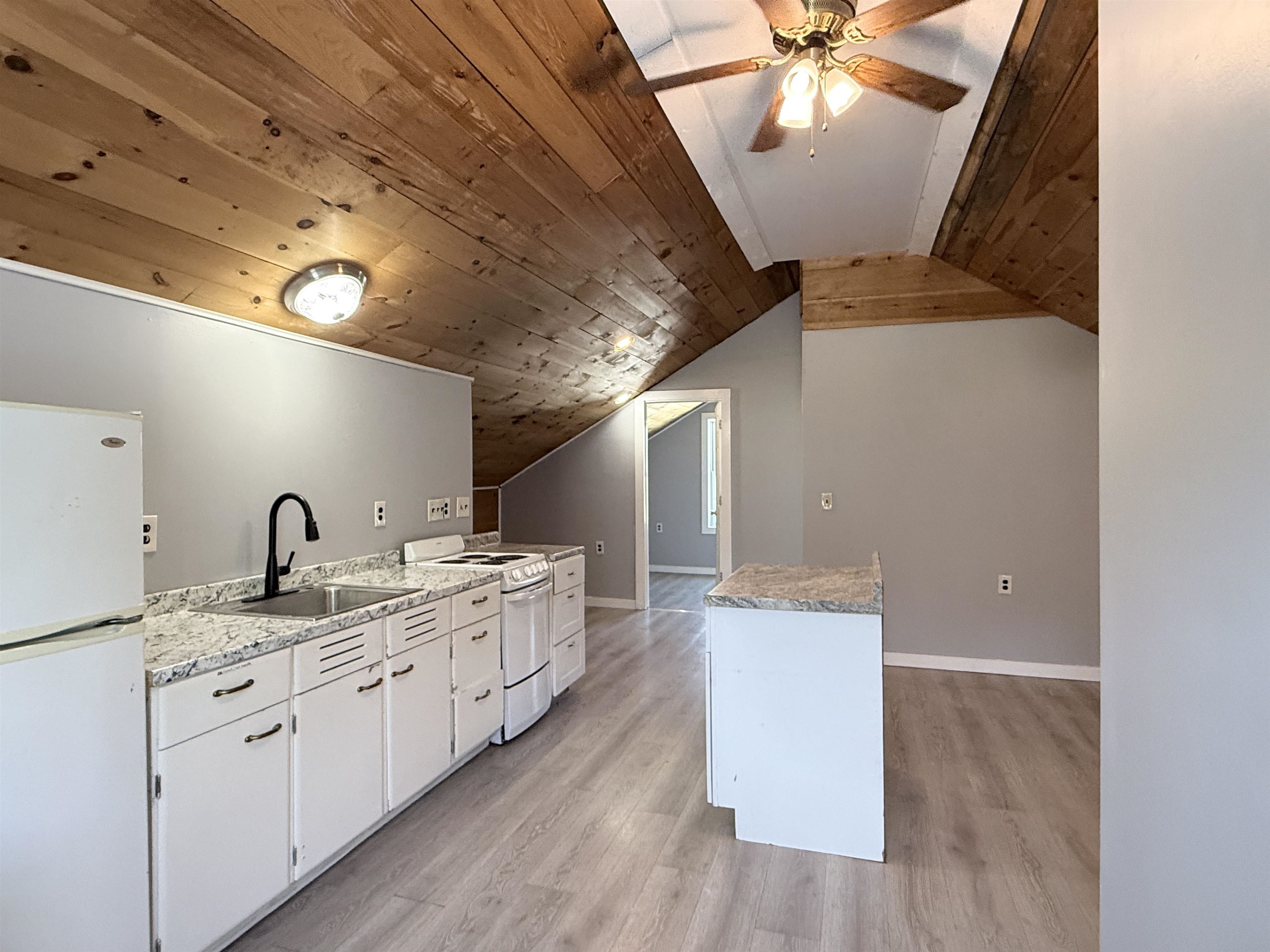 4056 Middle Road Property Photo 35
