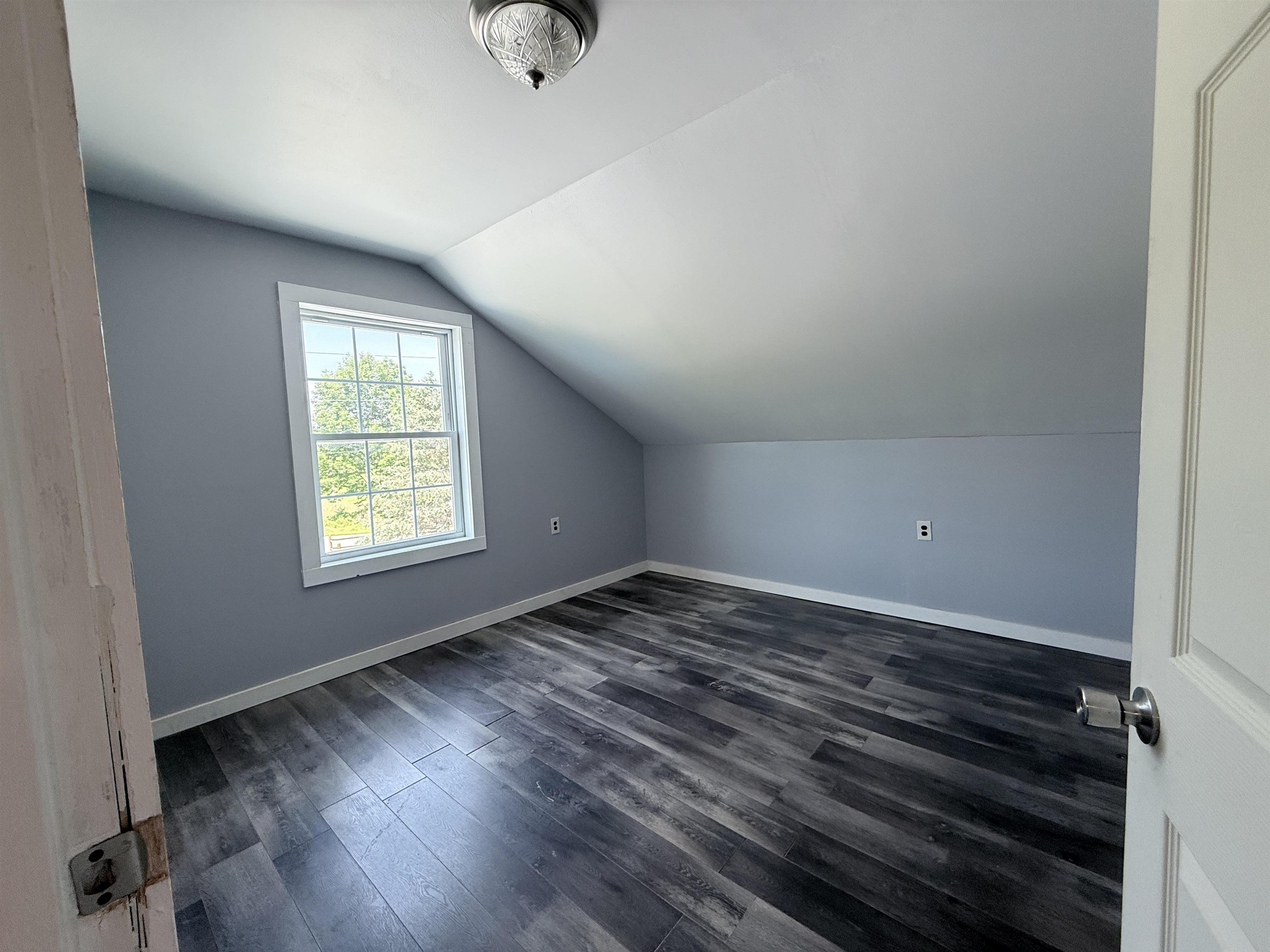 4056 Middle Road Property Photo 37